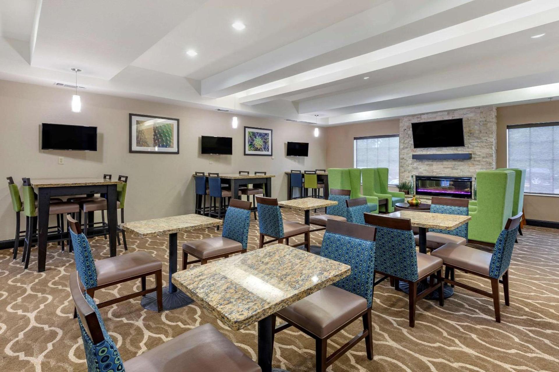 Comfort Inn & Suites Paris photo 27