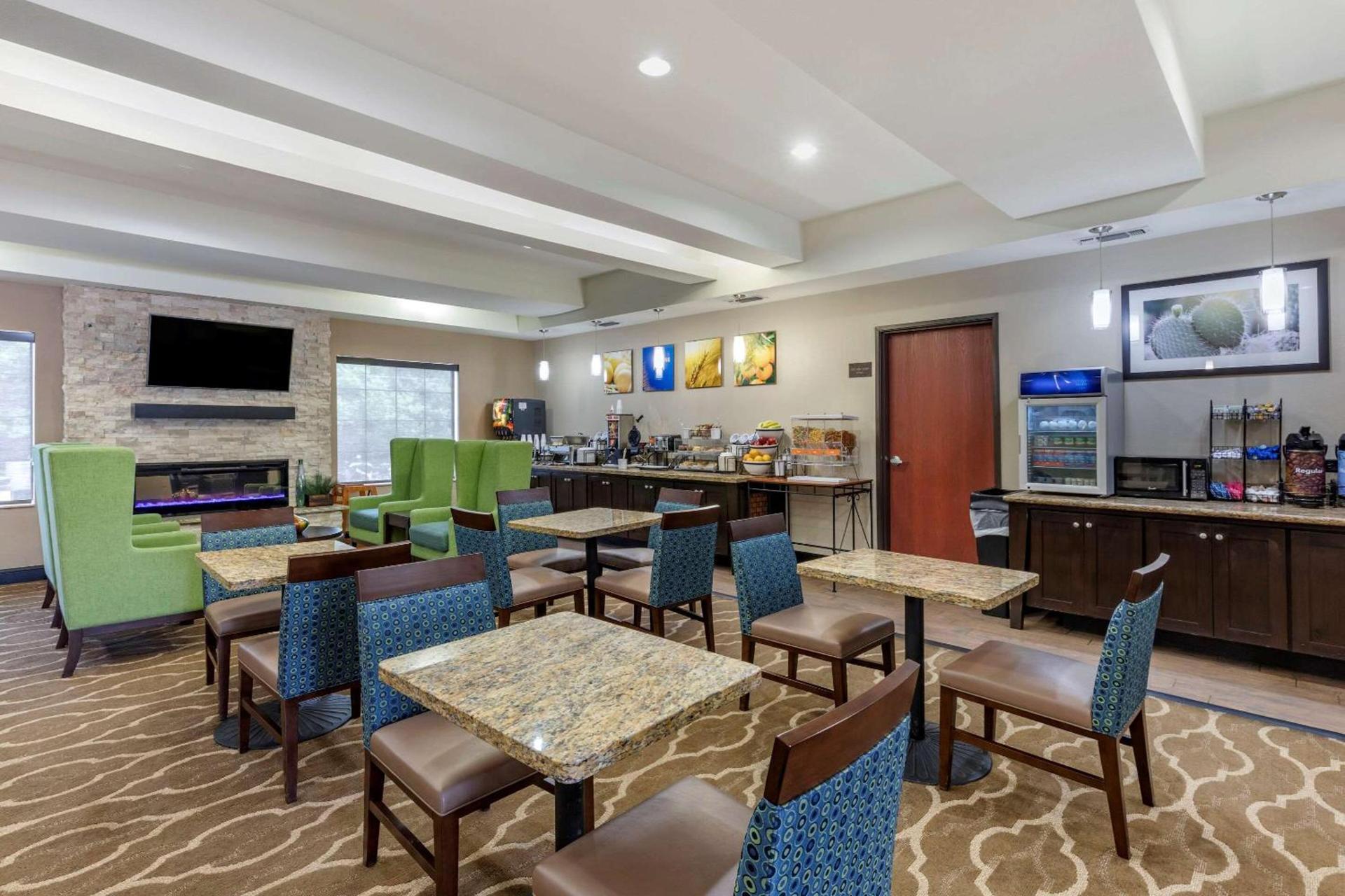Comfort Inn & Suites Paris photo 28