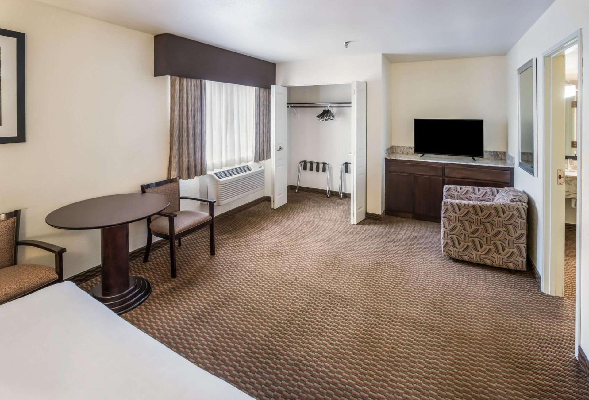 Clarion Inn Page - Lake Powell photo 14