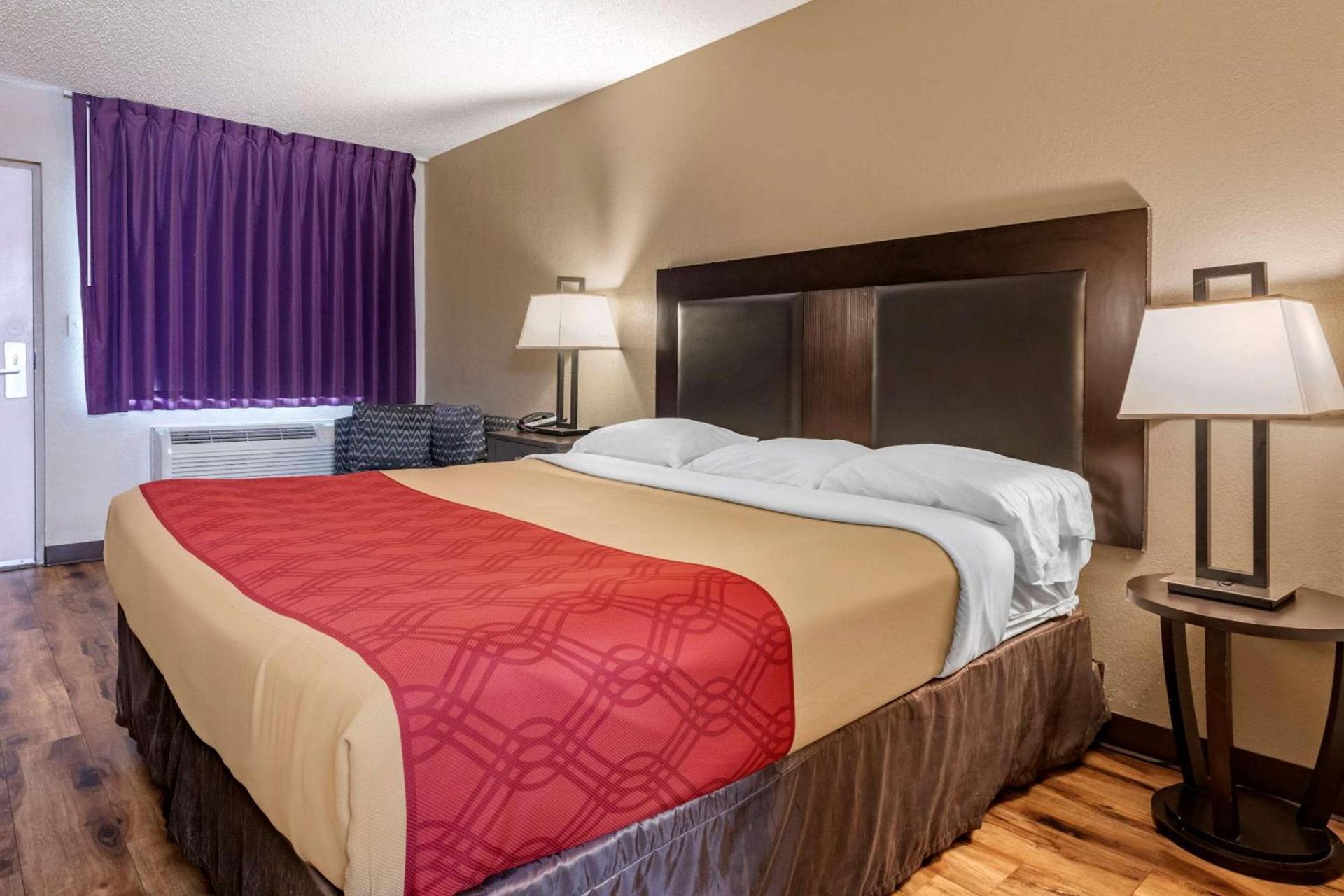 Econo Lodge Sebring photo 2