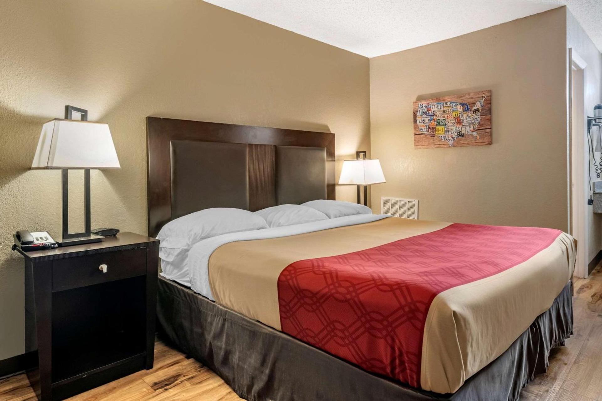 Econo Lodge Sebring photo 4