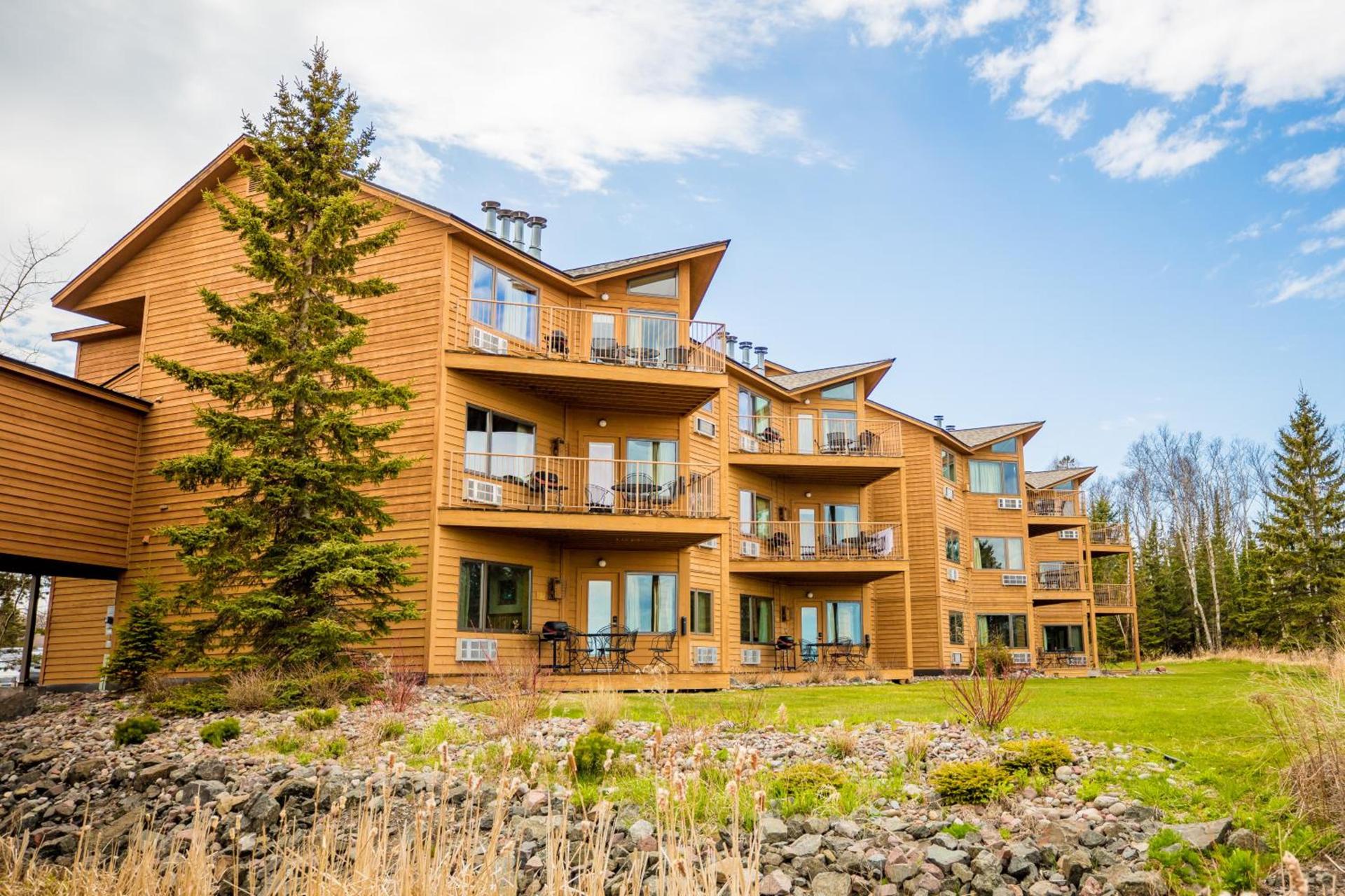 Superior Shores Resort photo 2