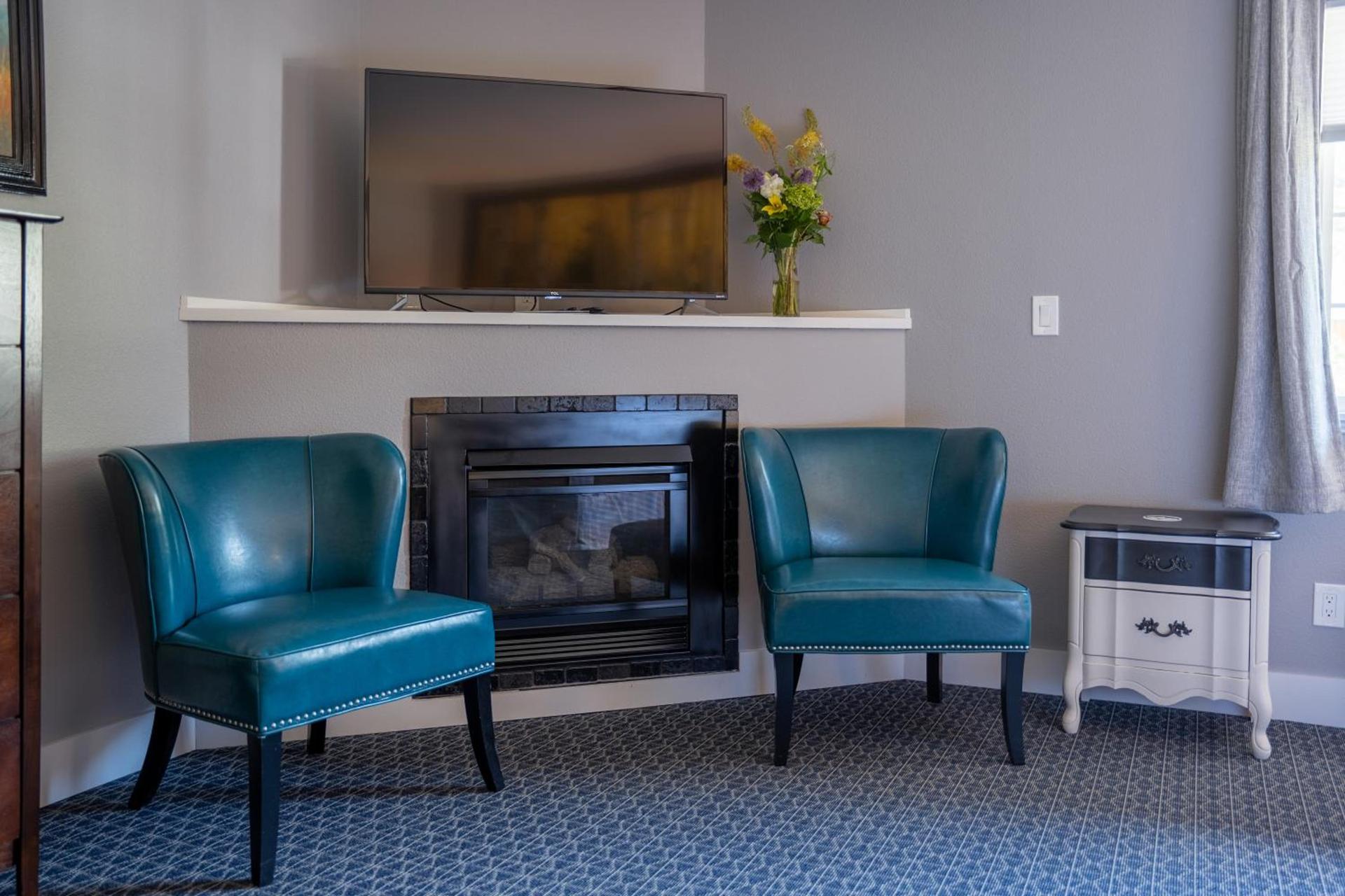 Blue Elk Inn photo 30