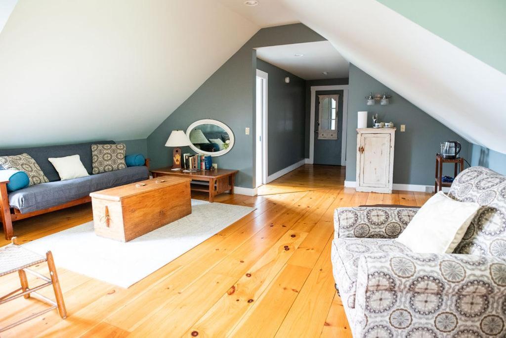 Craftsbury Farmhouse photo 30