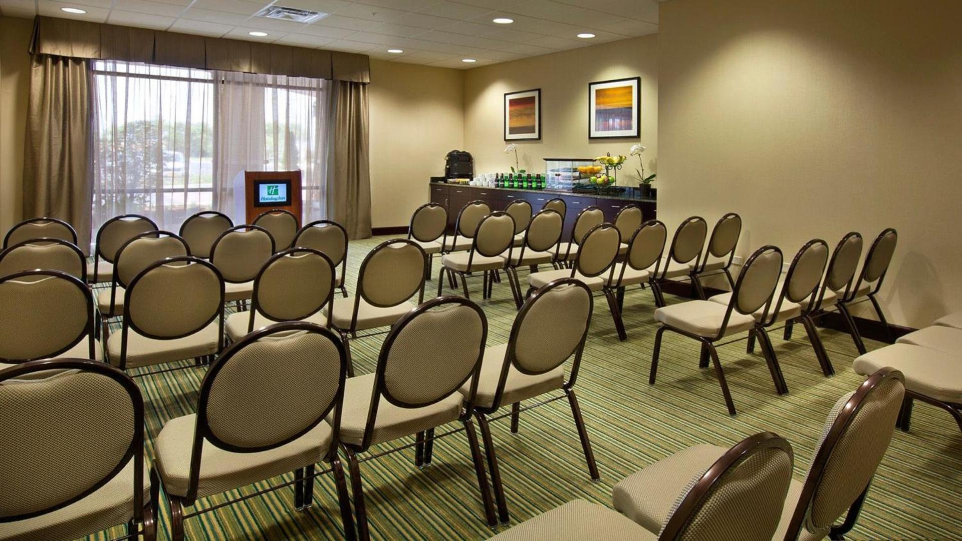 Hotel Gurnee photo 34