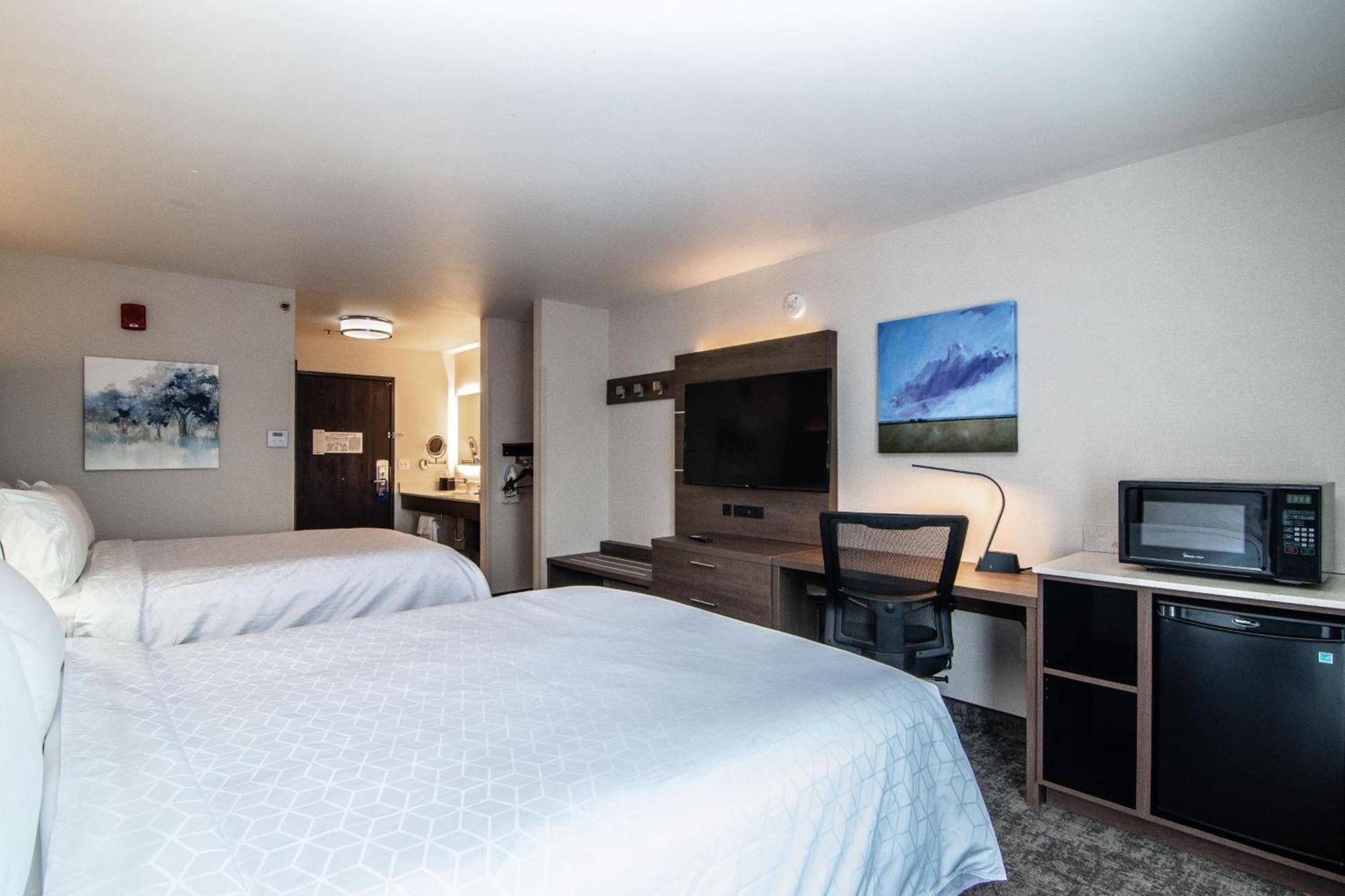 Holiday Inn Express Spokane-Downtown by IHG photo 2