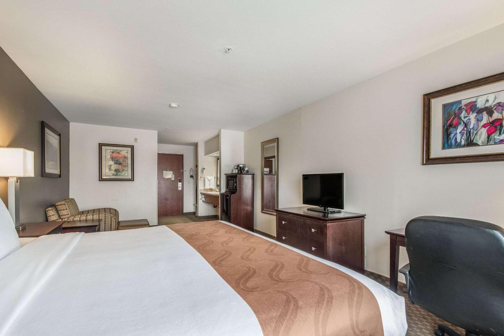 Quality Inn photo 10