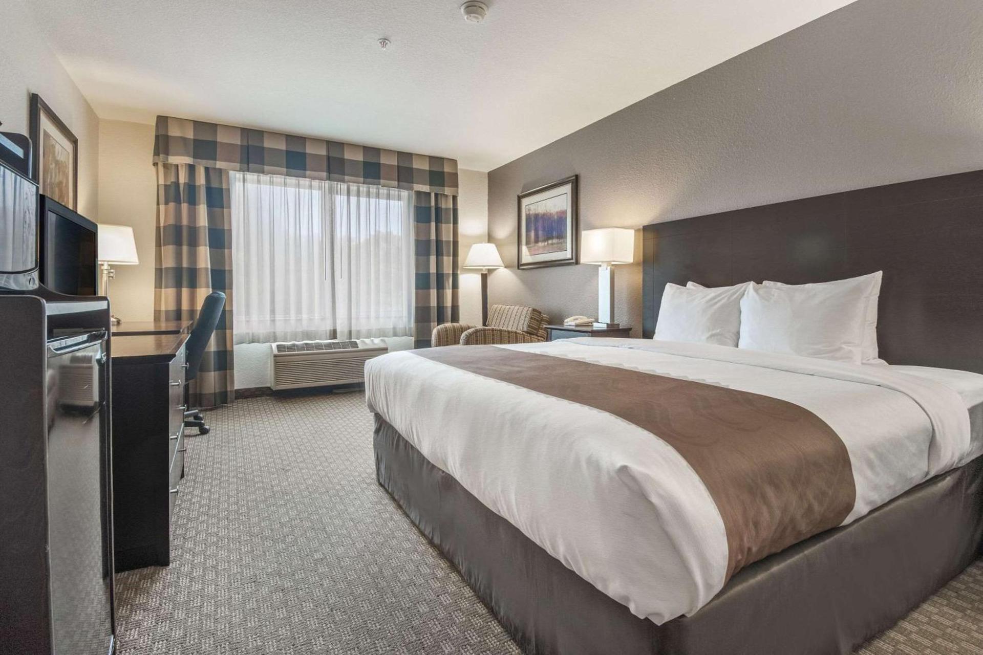 Quality Inn photo 12