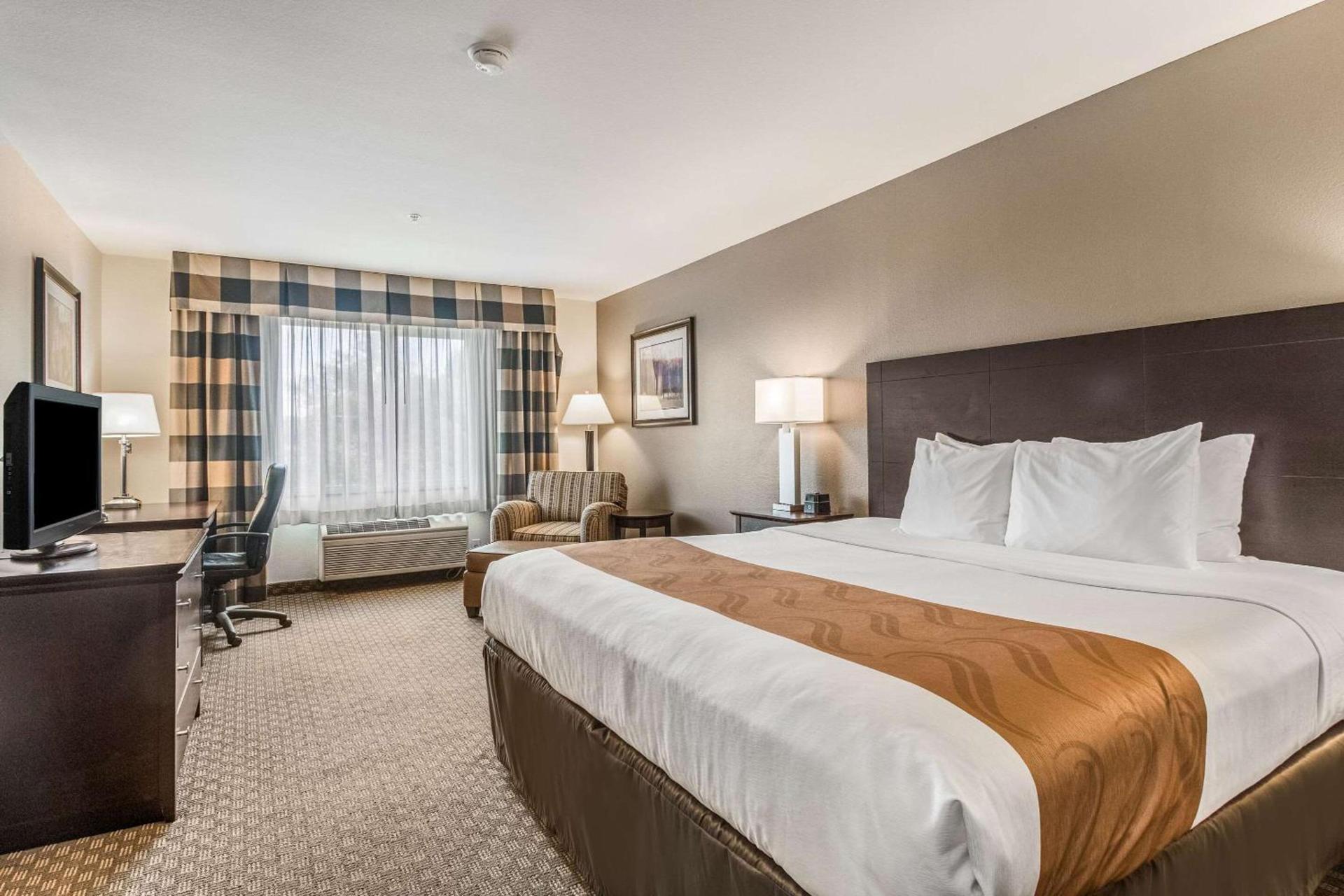 Quality Inn photo 16