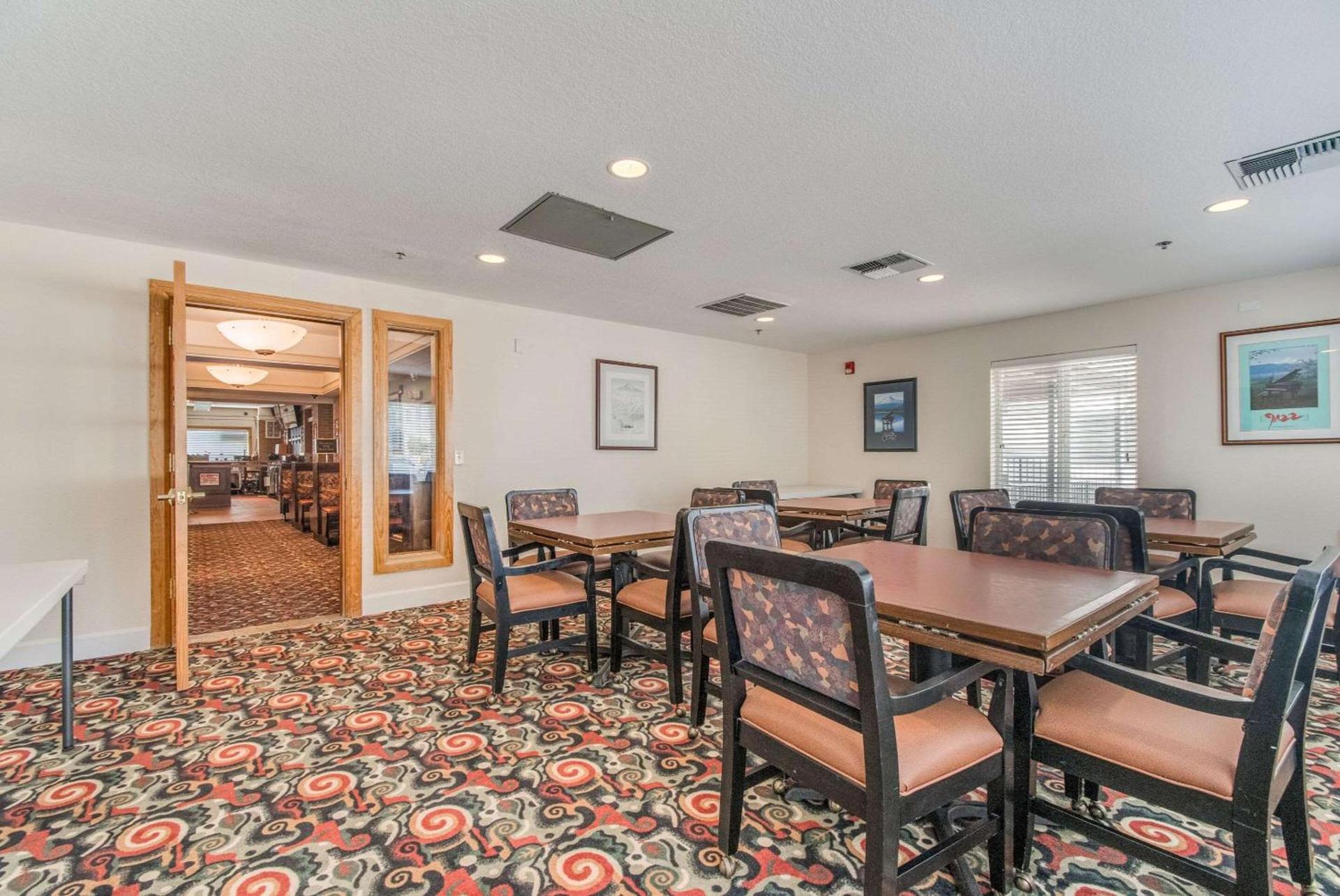 Quality Inn photo 54