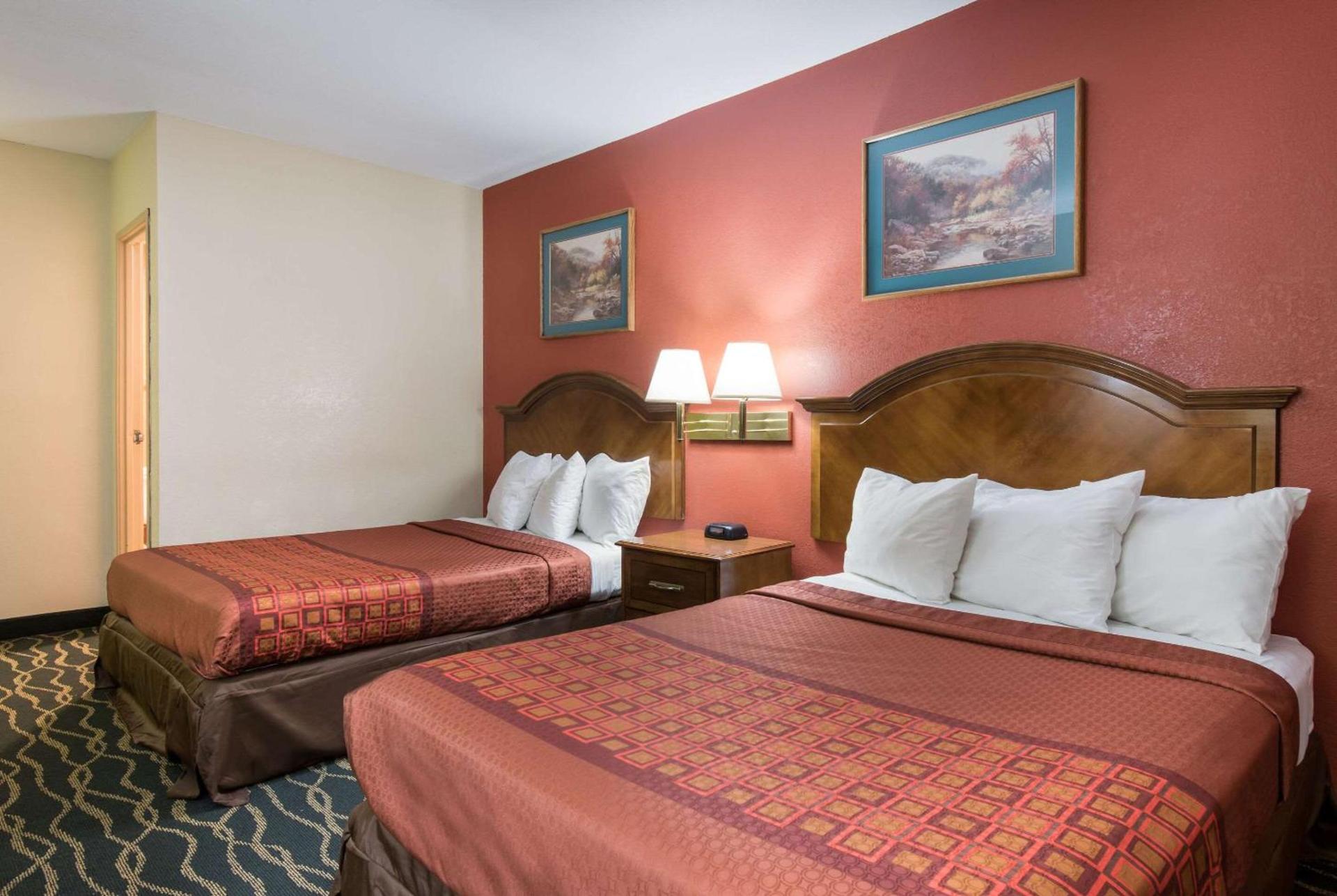 Rodeway Inn Wormleysburg – Harrisburg photo 14