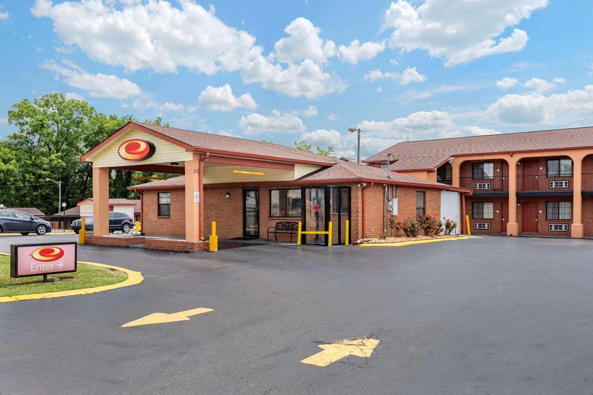 Econo Lodge Nashville North photo 1