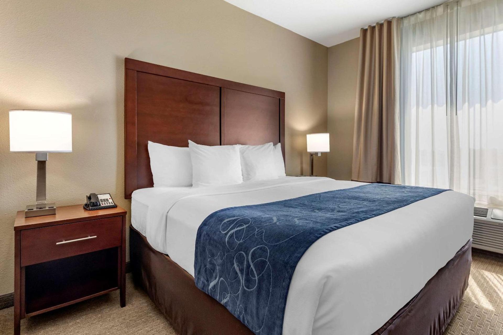 Comfort Suites Waco Near University Area photo 16