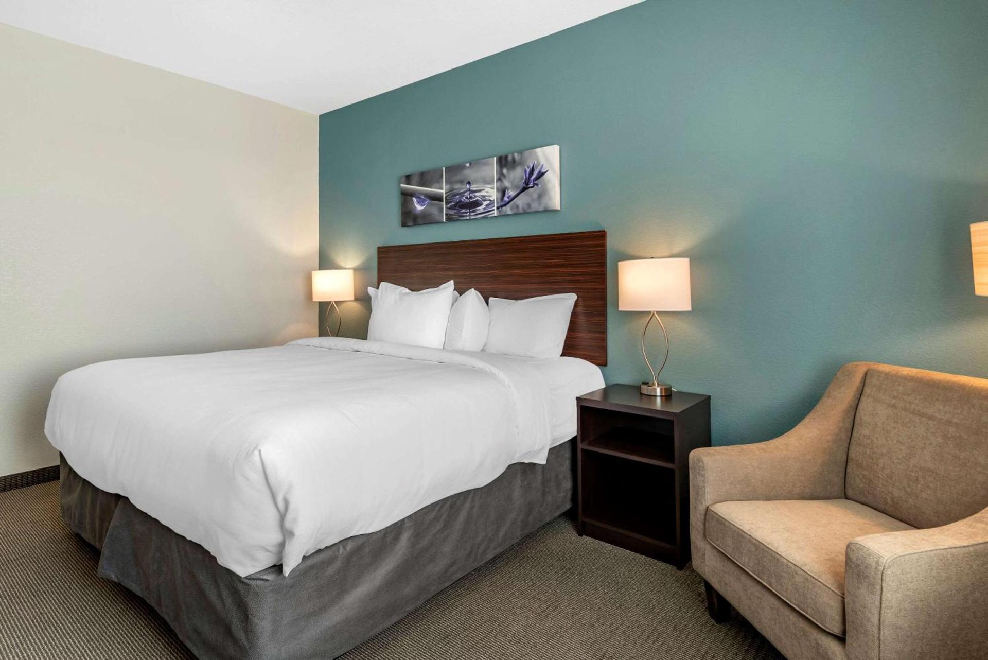 Sleep Inn Durango photo 7