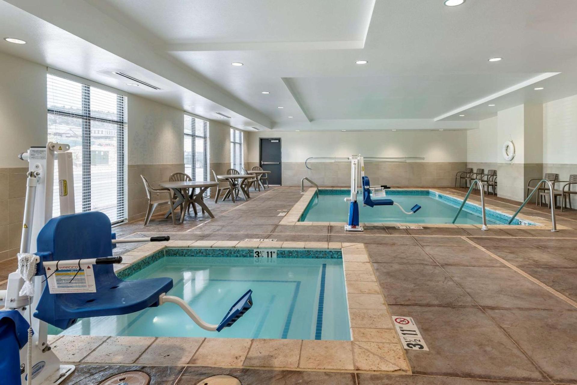 MainStay Suites Durango photo 22