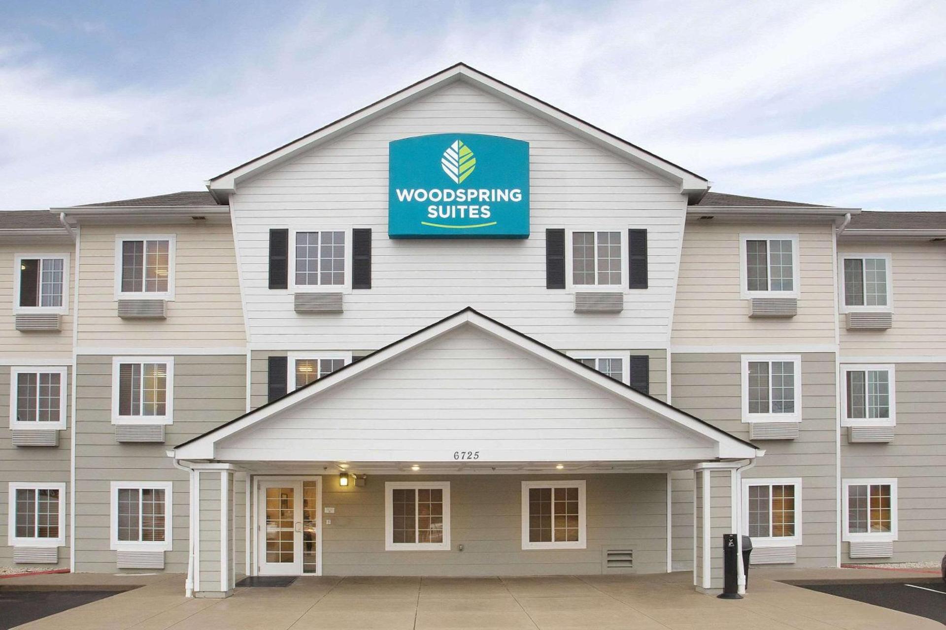 WoodSpring Suites Cincinnati Fairfield photo 3