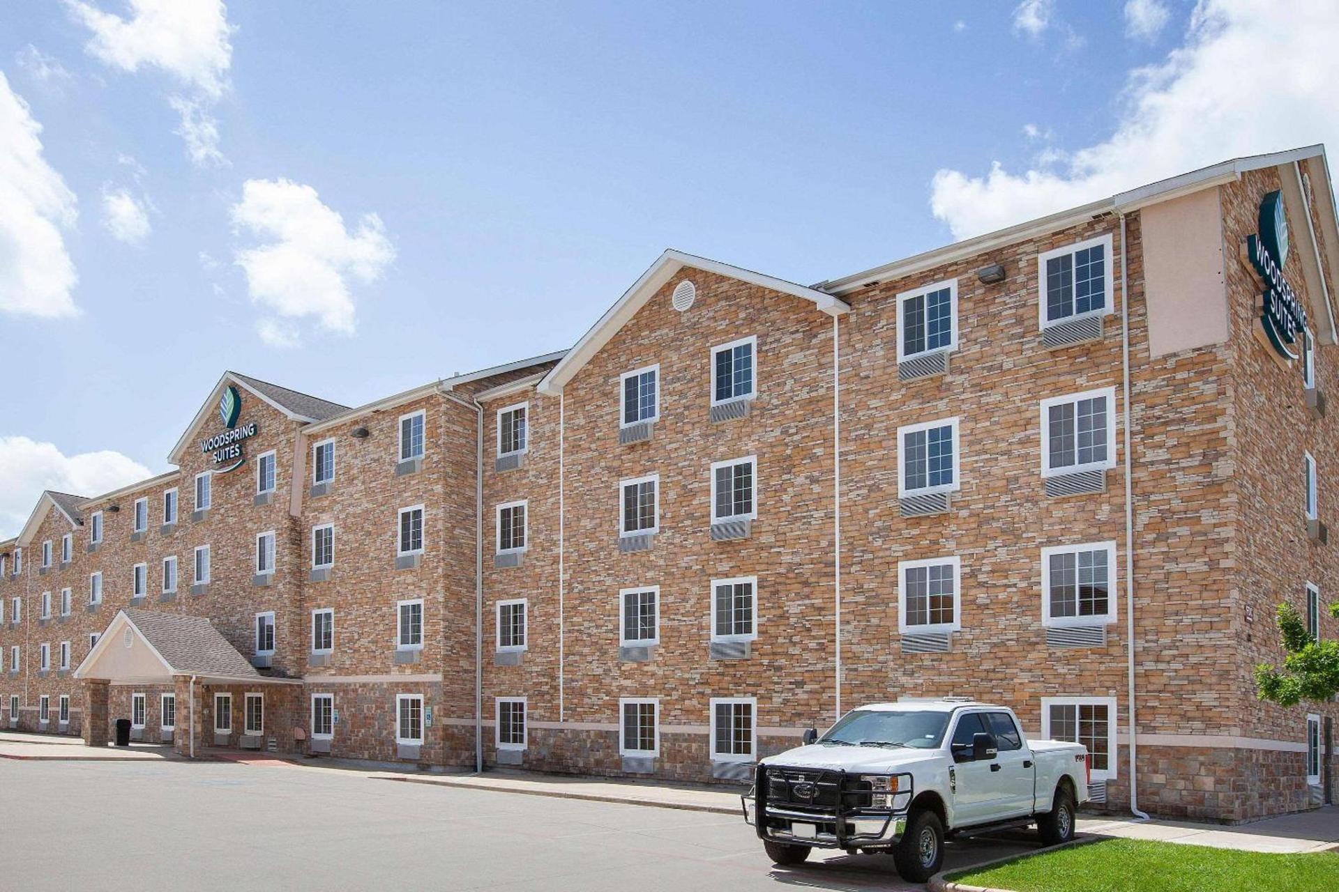 WoodSpring Suites Houston I-10 West photo 1
