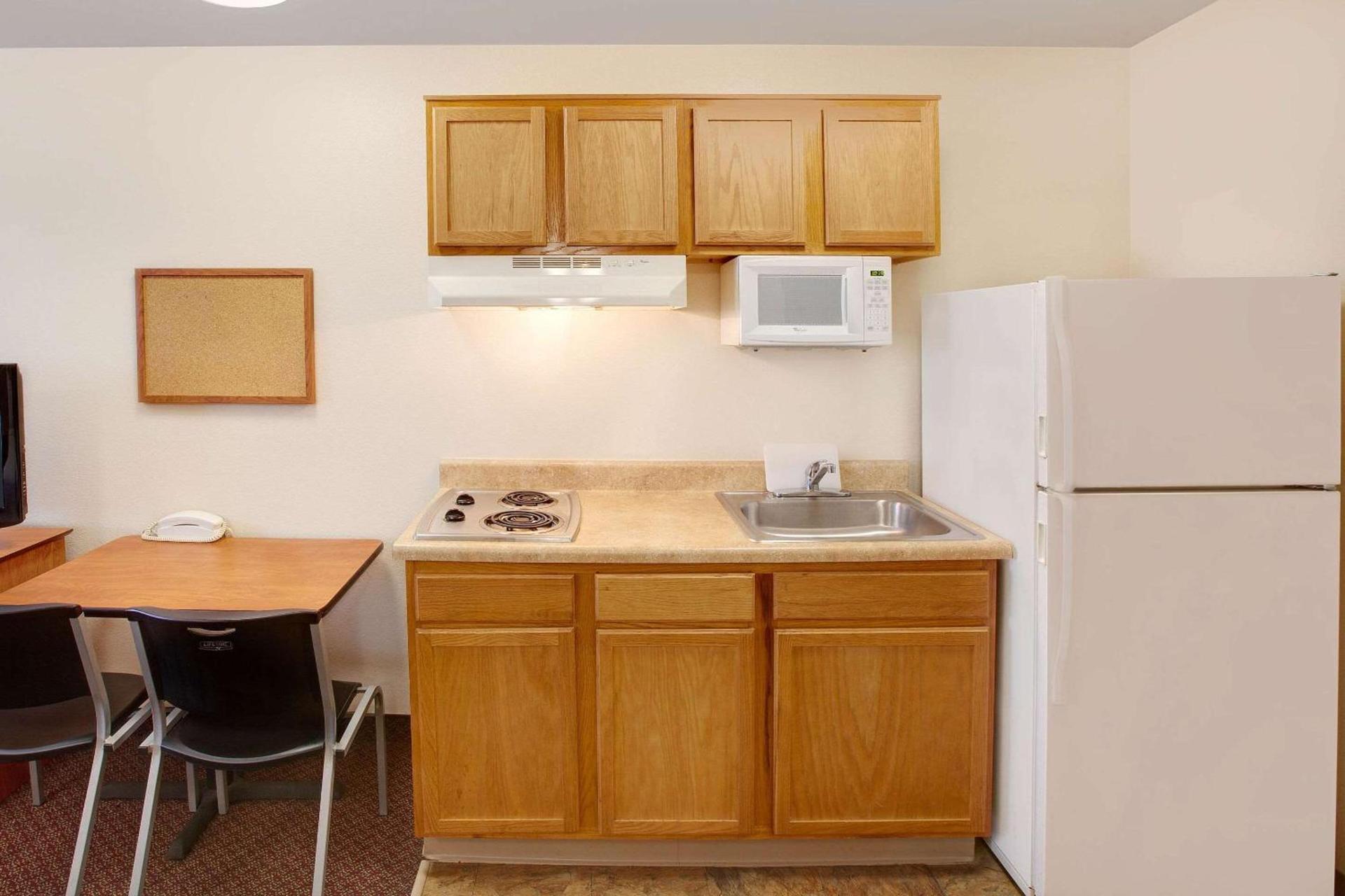 WoodSpring Suites Houston I-10 West photo 8