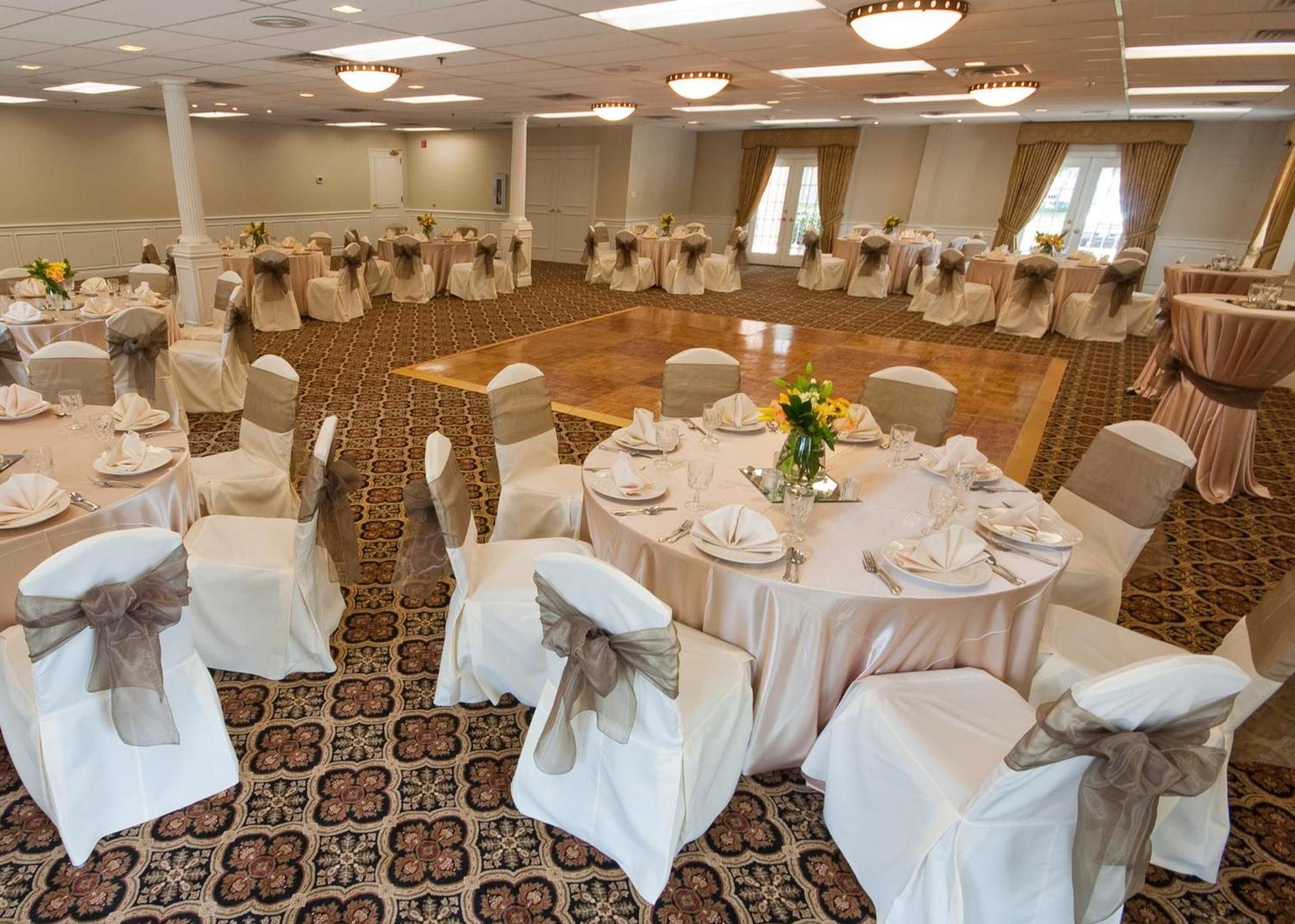 Cooper Hotel Conference Center & Spa photo 17