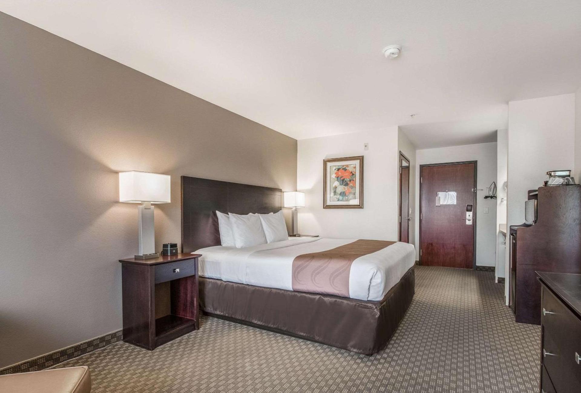 Quality Inn photo 18