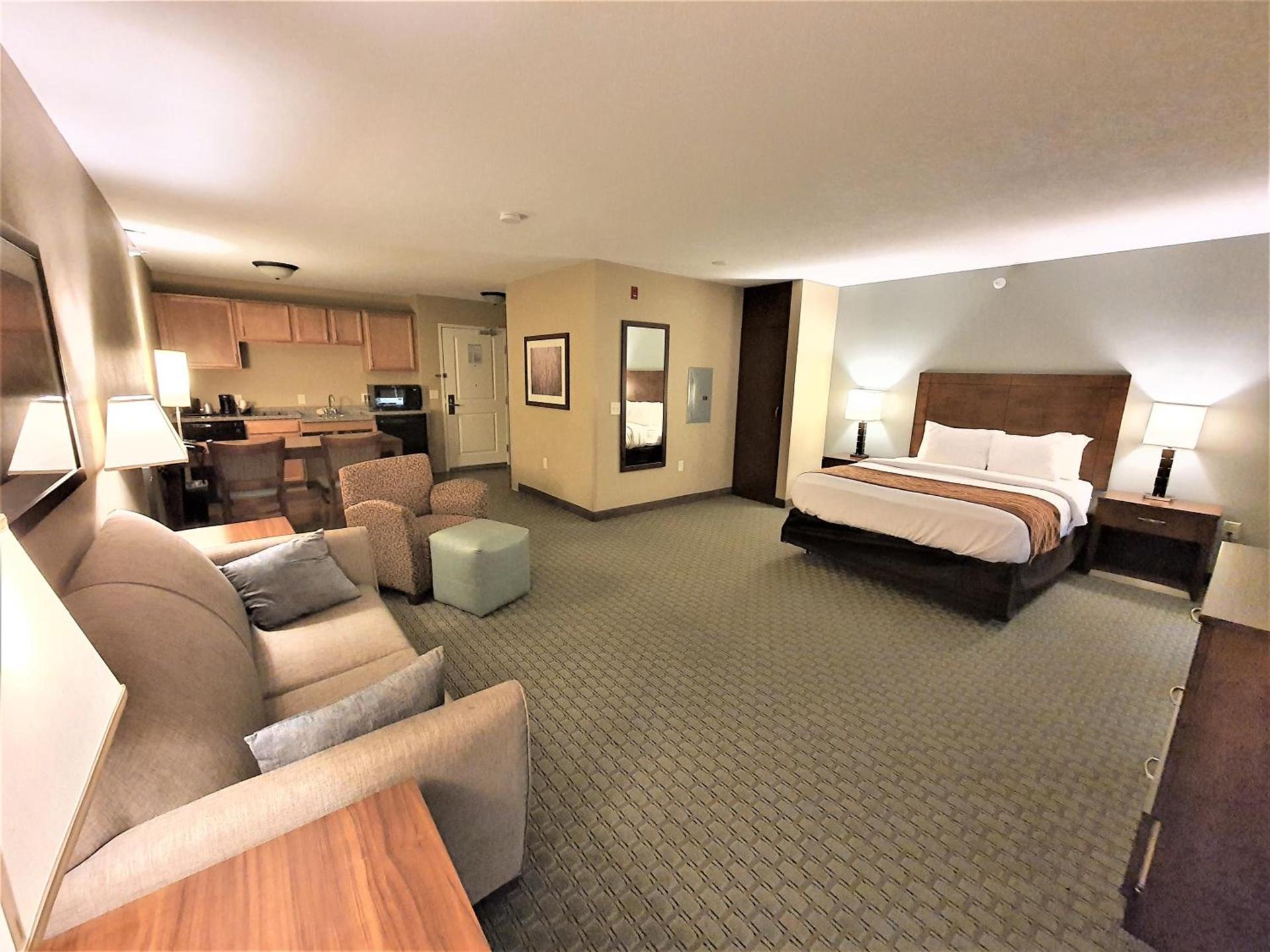 AmeriVu Inn and Suites - Chisago City photo 19