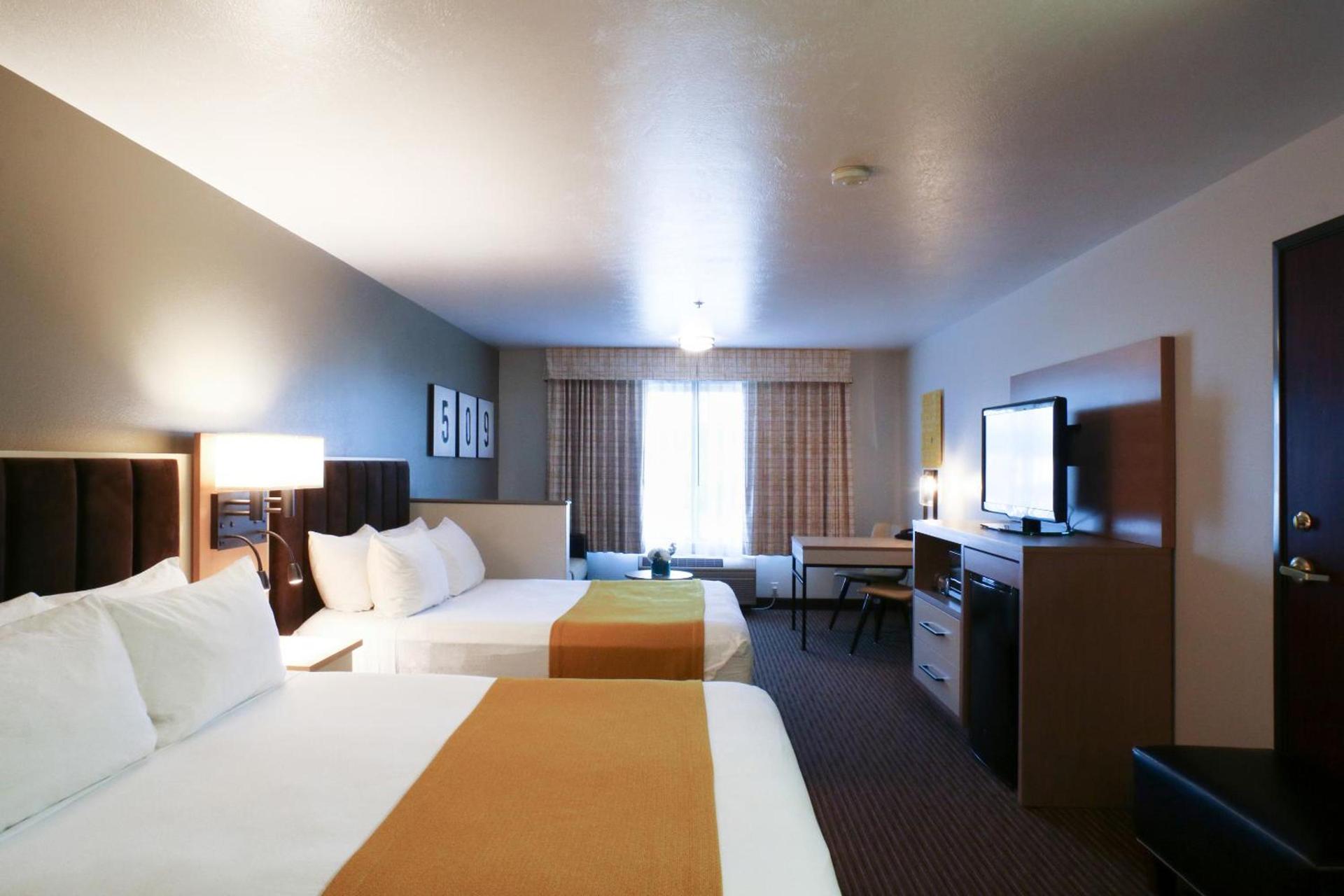 Oxford Suites Spokane Valley photo 16