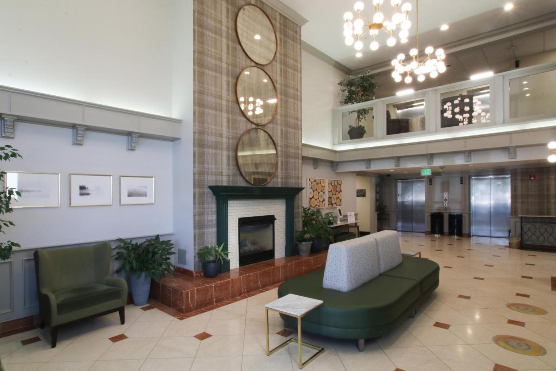 Oxford Suites Spokane Valley photo 20