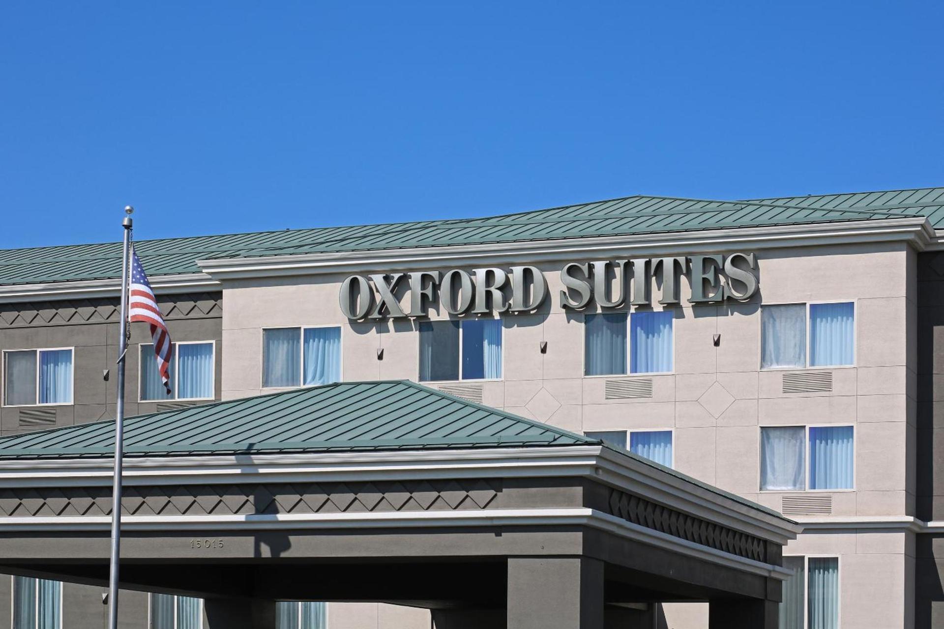 Oxford Suites Spokane Valley photo 32