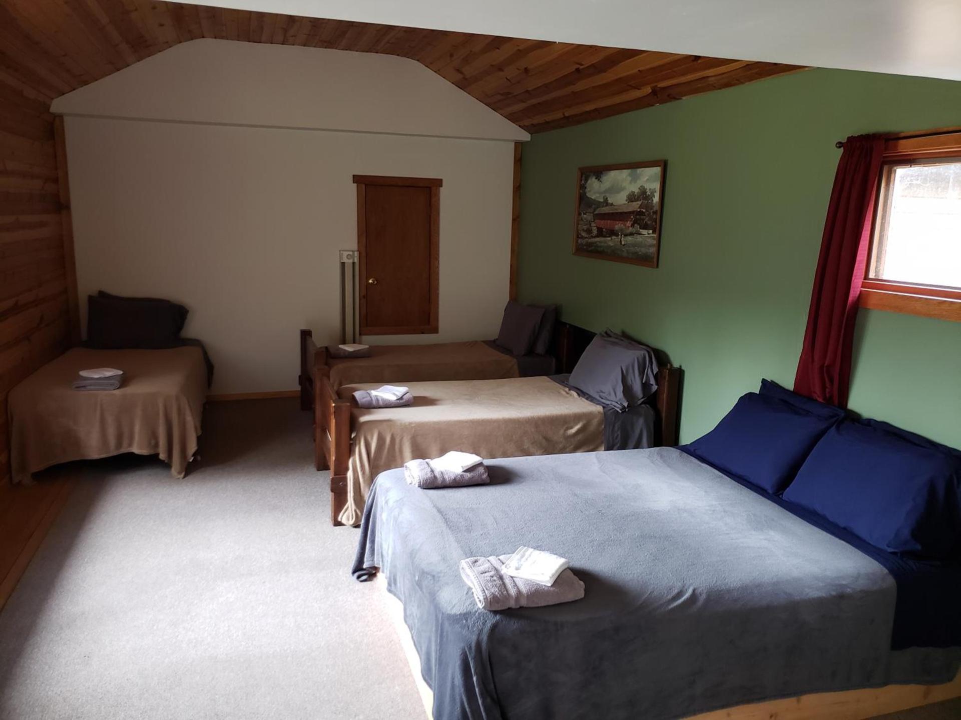 Steffen's Cedar Lodge photo 28