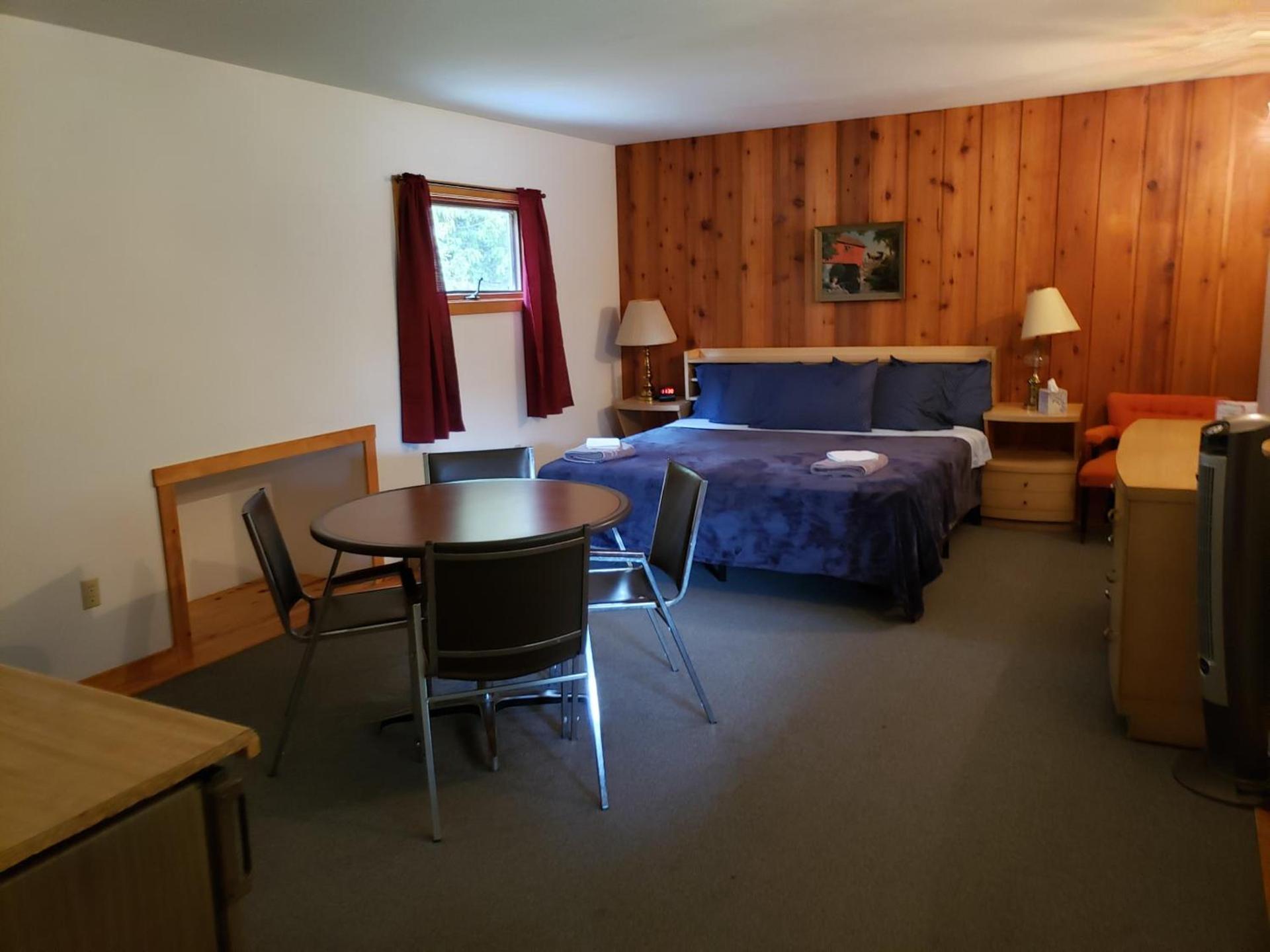 Steffen's Cedar Lodge photo 32