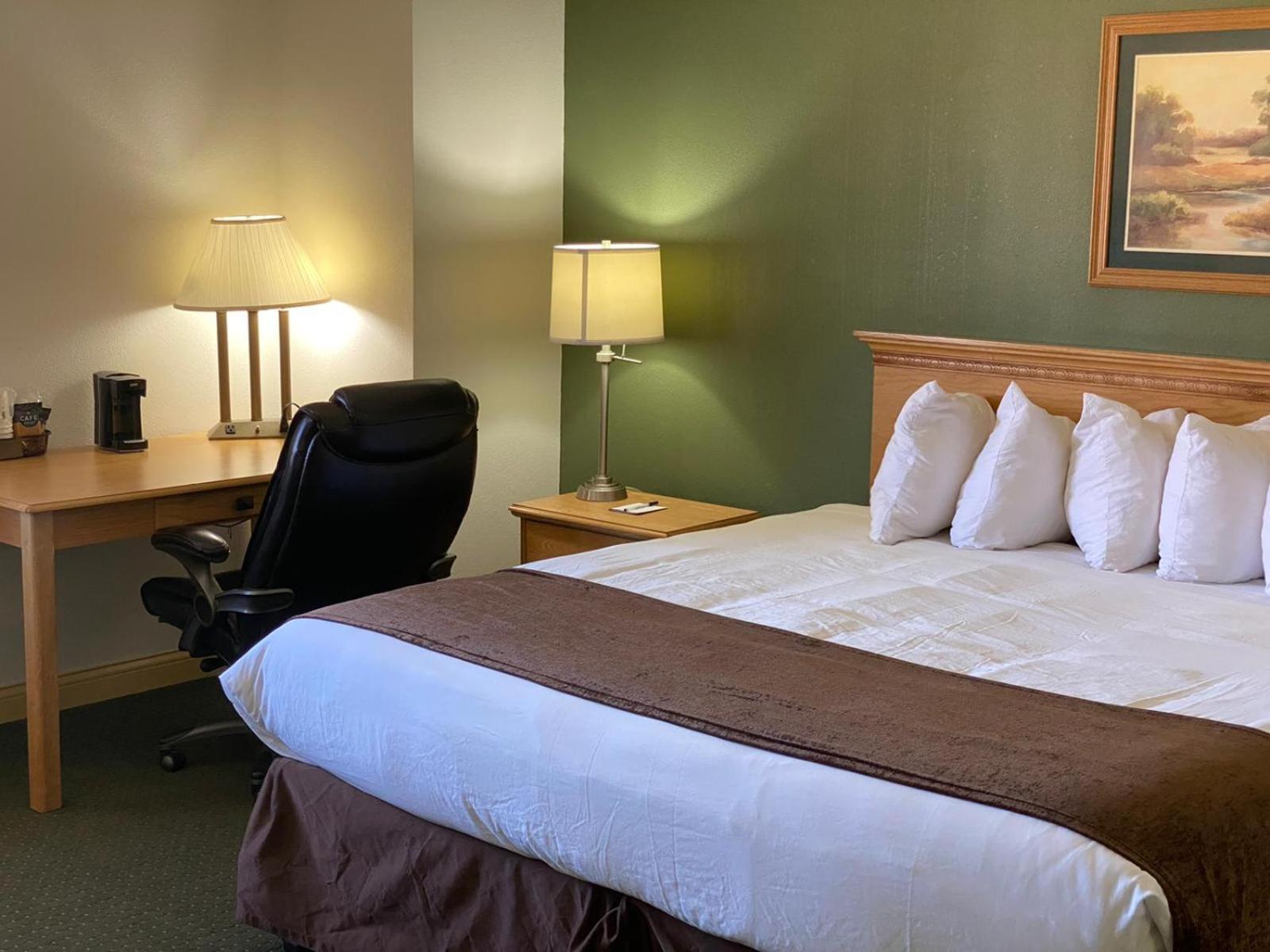 Baymont by Wyndham Robinson photo 11