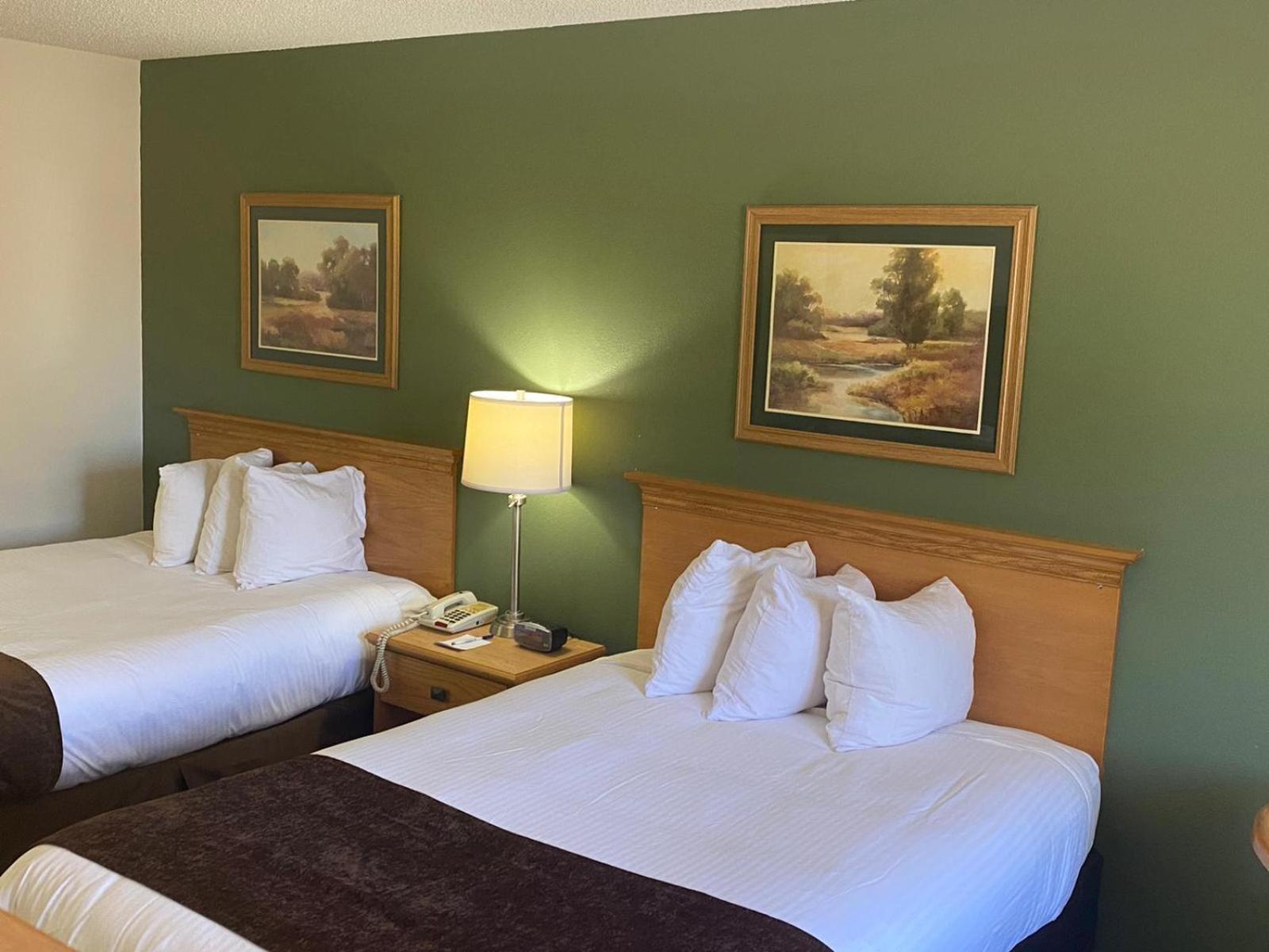 Baymont by Wyndham Robinson photo 22