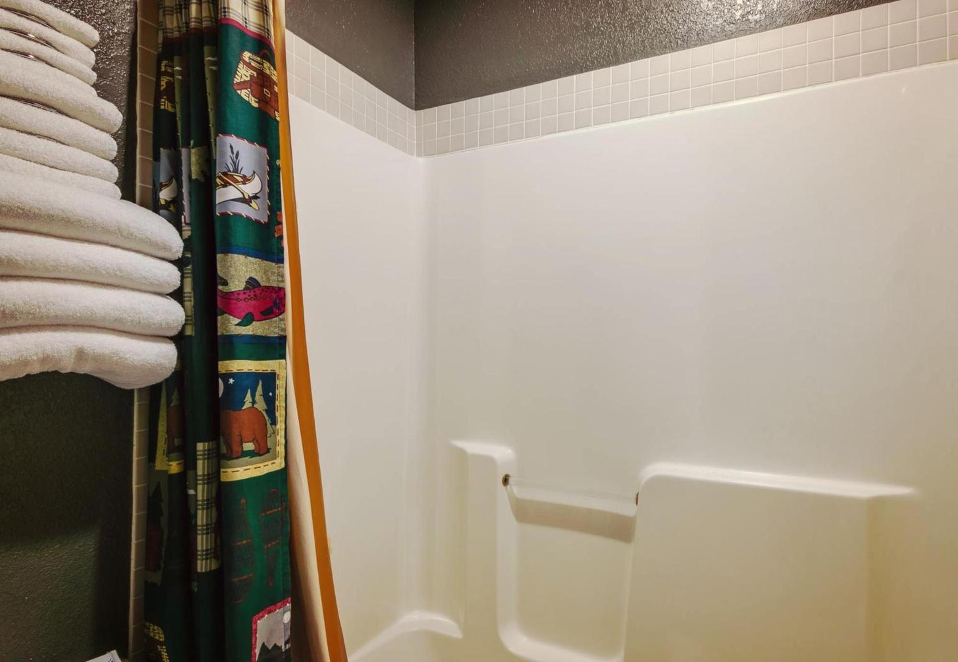Simmer Motel photo 36