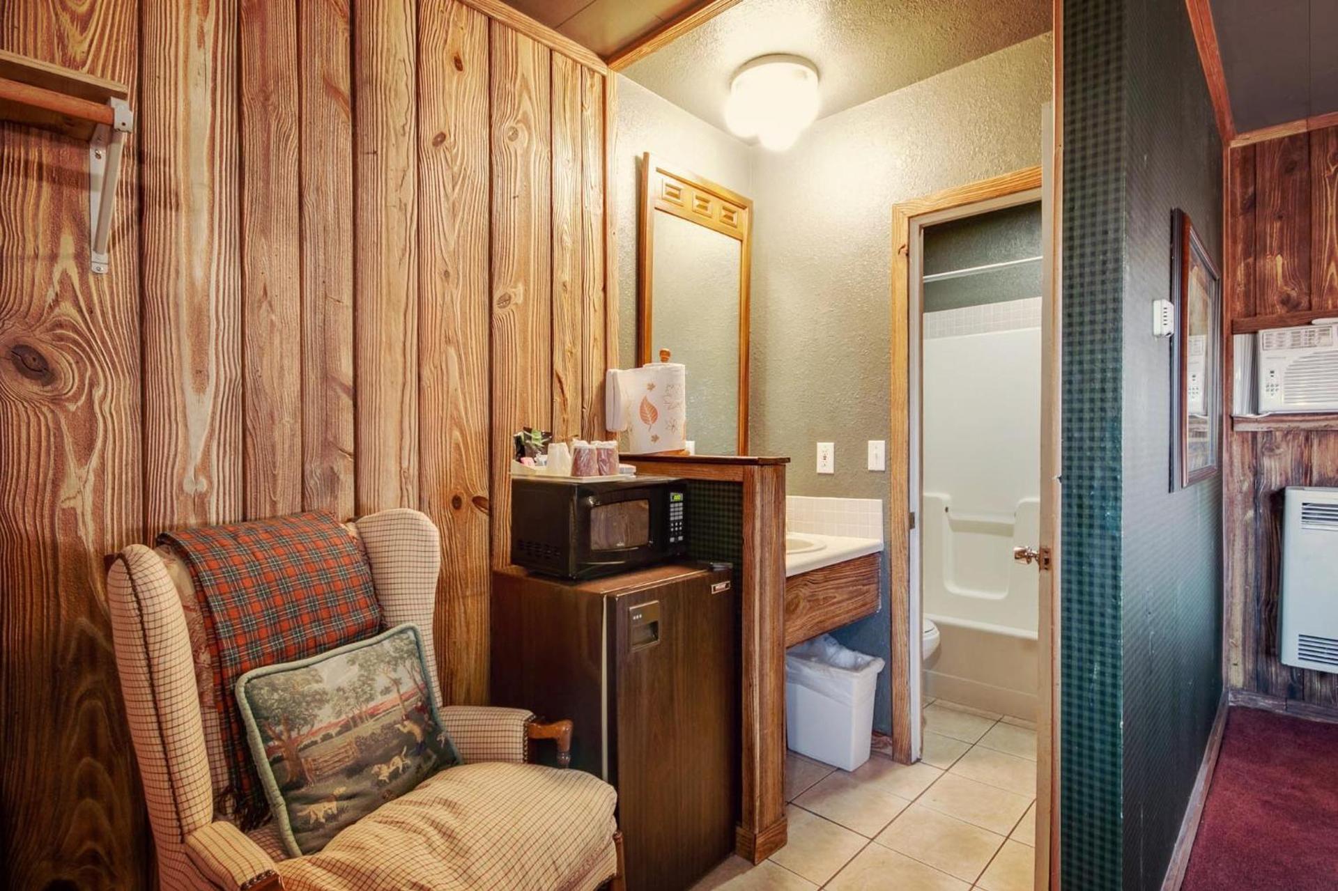 Simmer Motel photo 38