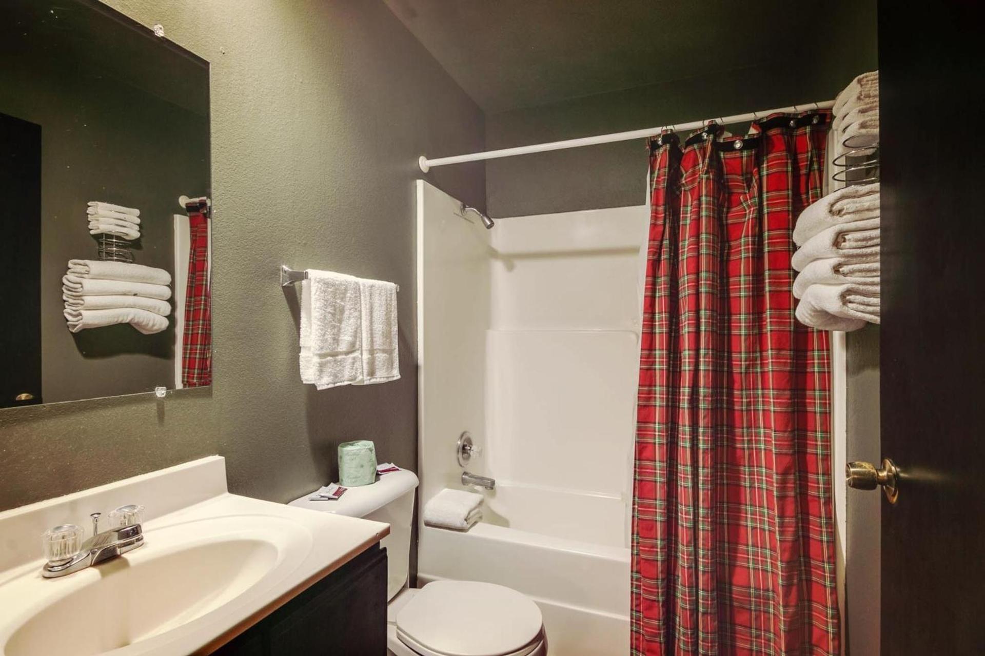 Simmer Motel photo 28