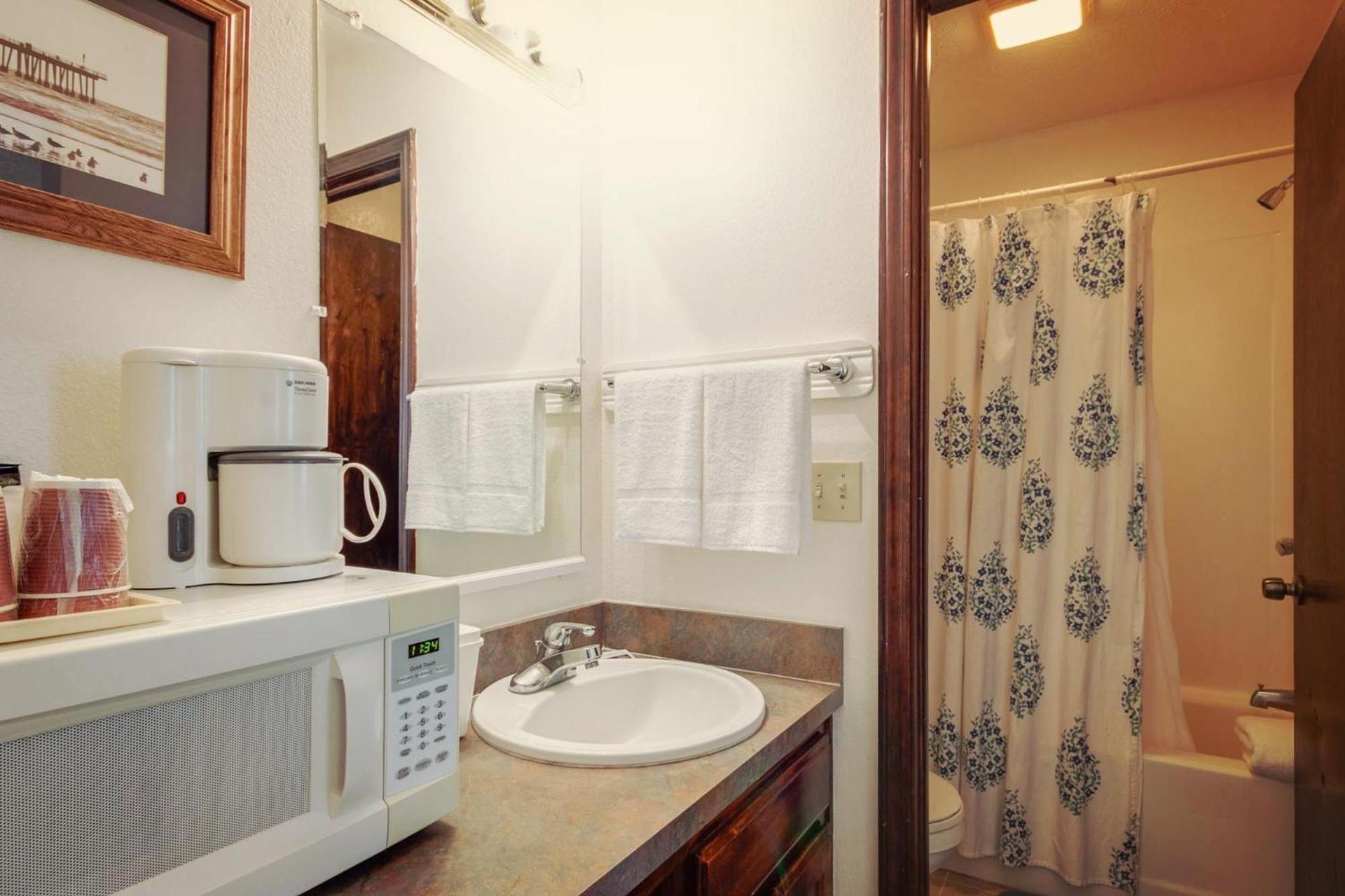 Simmer Motel photo 19
