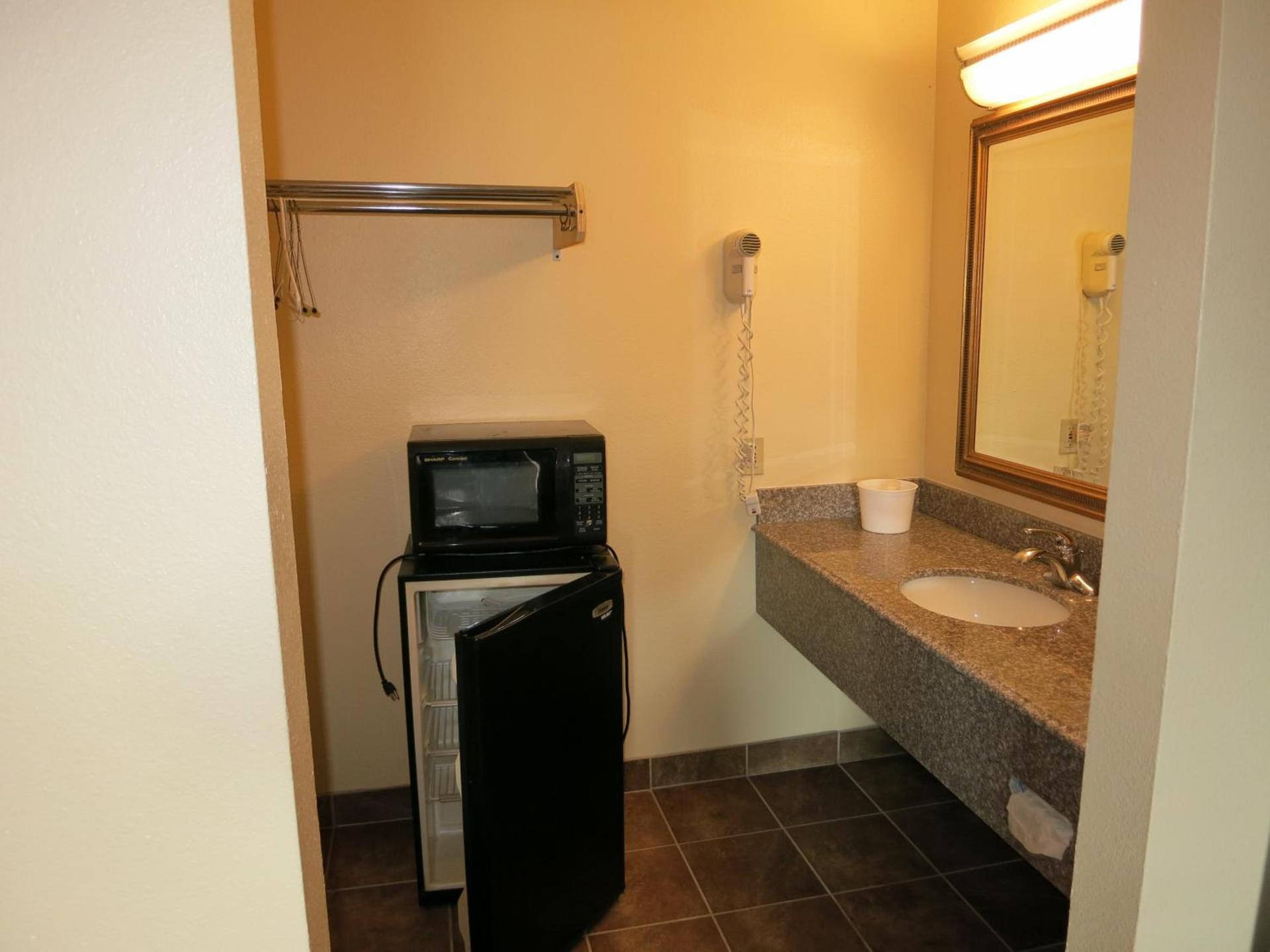 The inn at Mexia photo 16