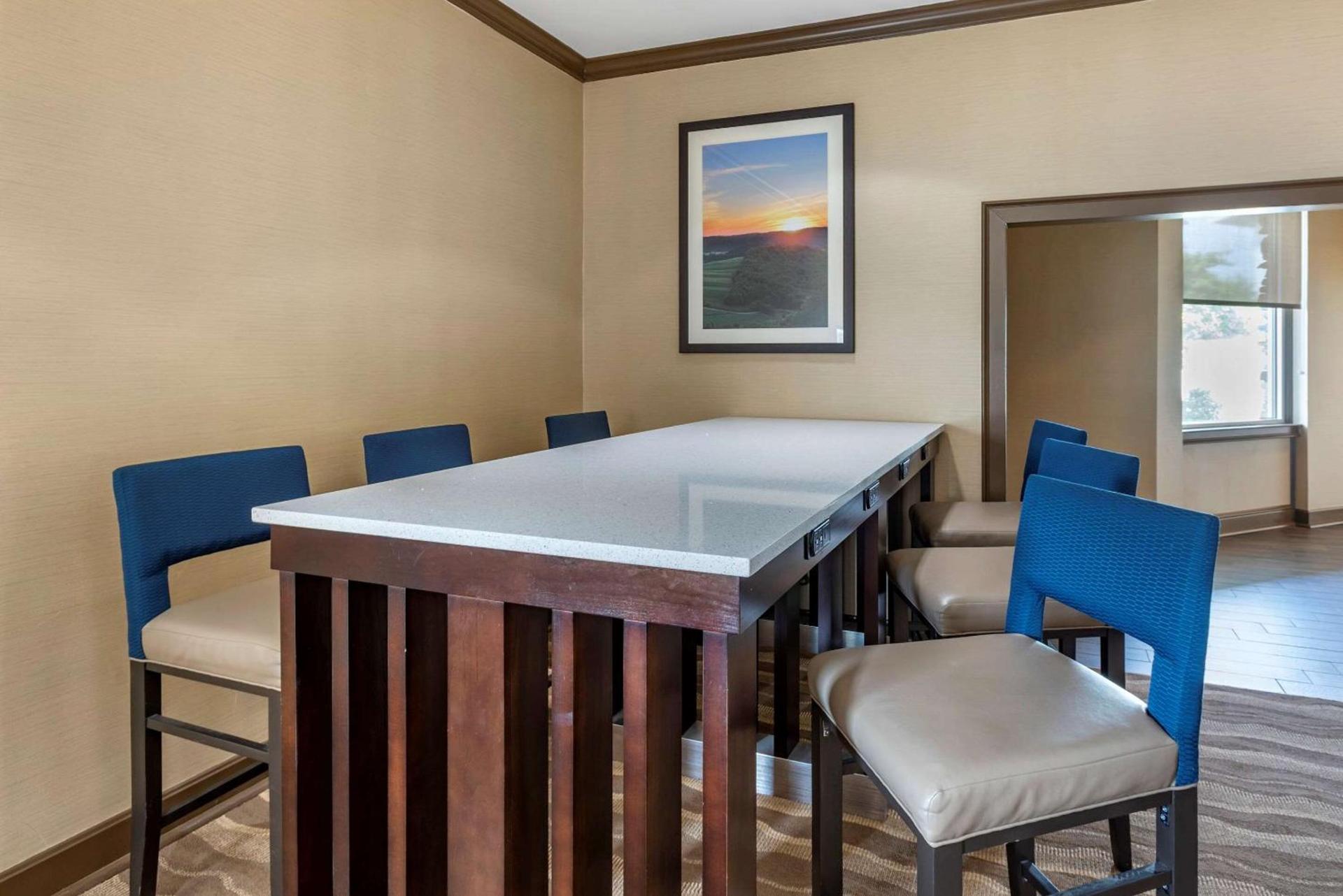 Comfort Inn Lancaster County North photo 30