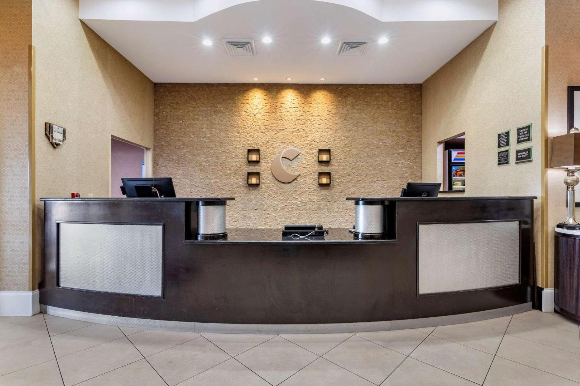 Comfort Suites Florence I-95 photo 4