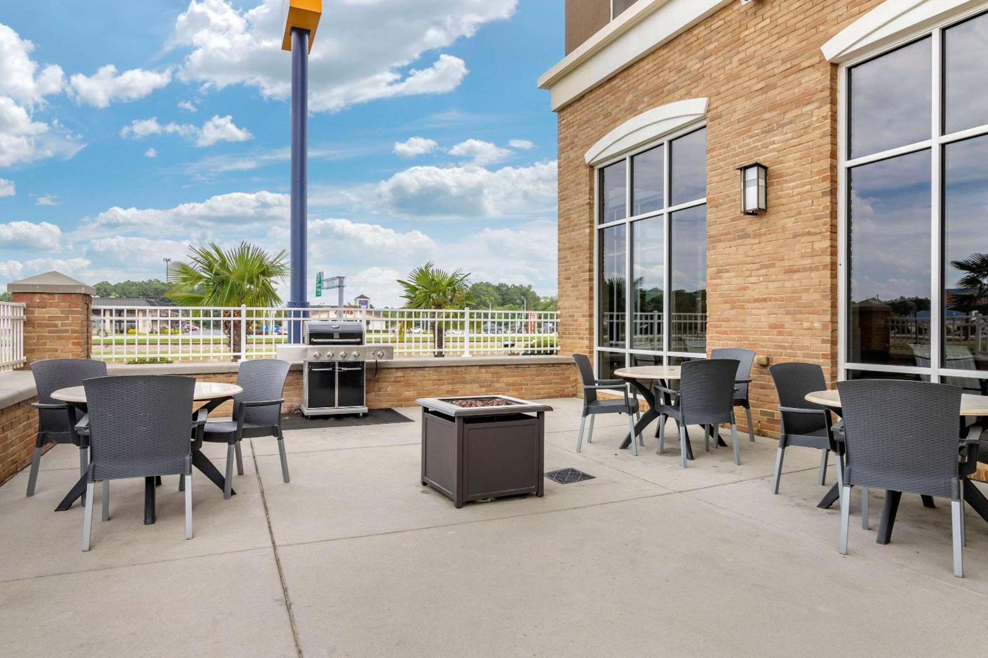 Comfort Suites Florence I-95 photo 27