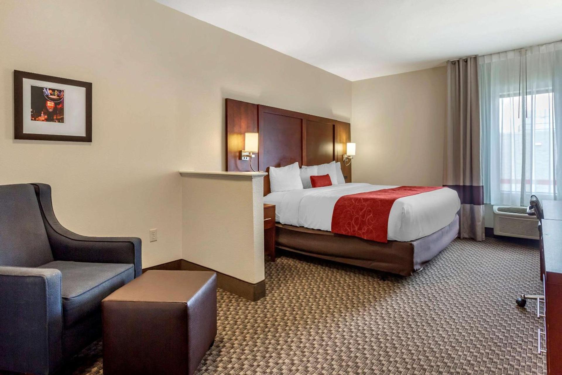 Comfort Suites Cordova photo 21