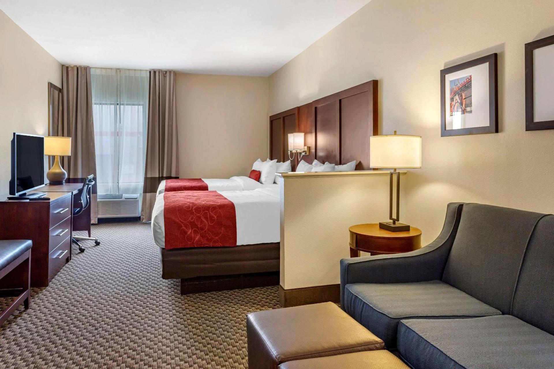 Comfort Suites Cordova photo 14