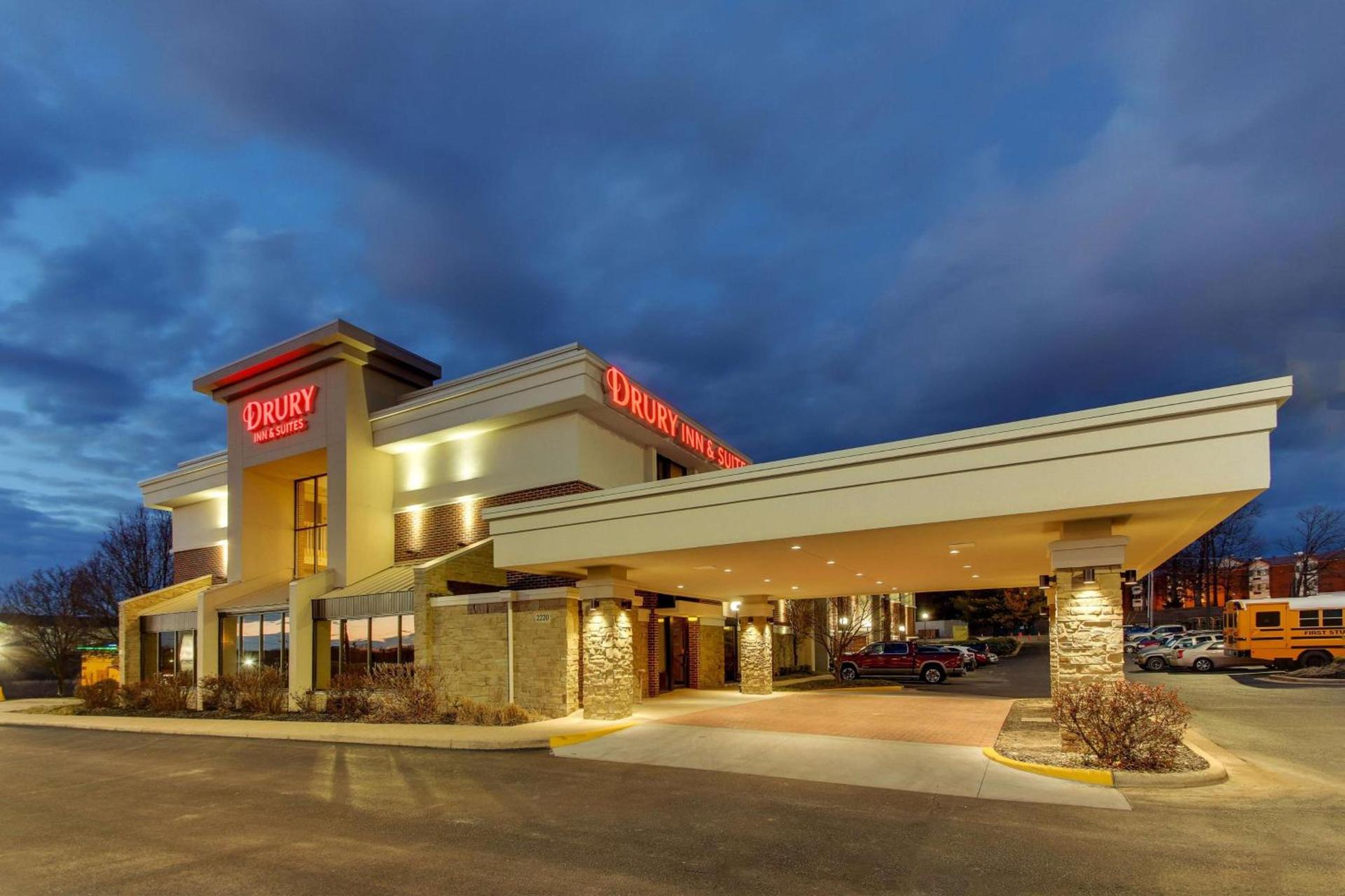 Drury Inn & Suites Poplar Bluff — hotel in Poplar Bluff