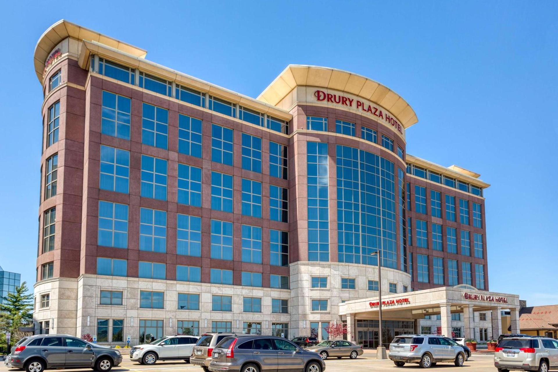 Drury Plaza Hotel St. Louis Chesterfield — hotel in Chesterfield