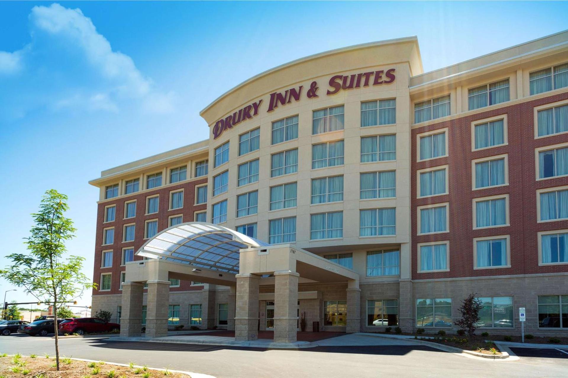 Drury Inn & Suites Burlington — hotel in Burlington