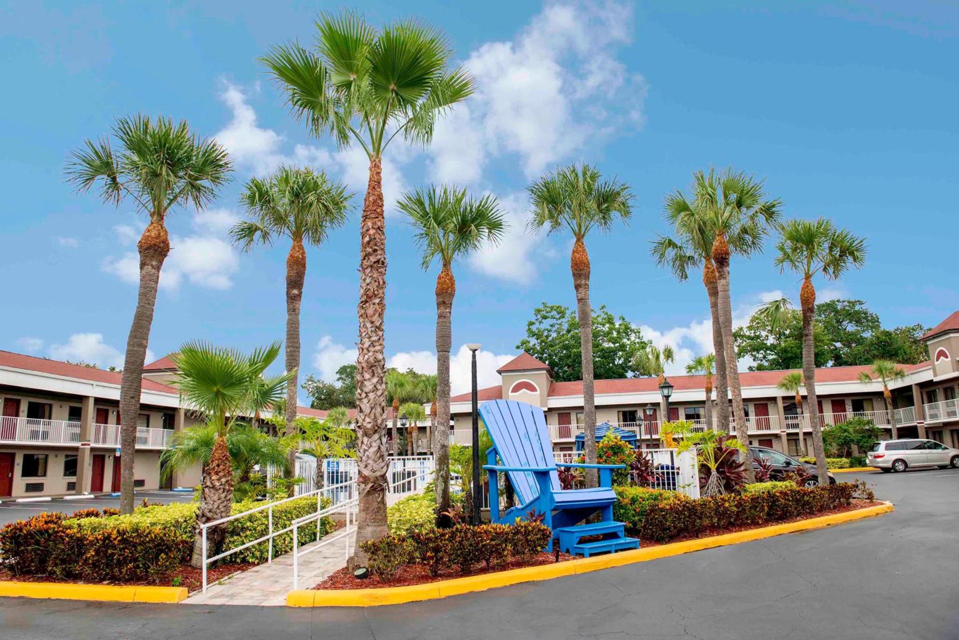 Hotel South Tampa & Suites — hotel in Tampa