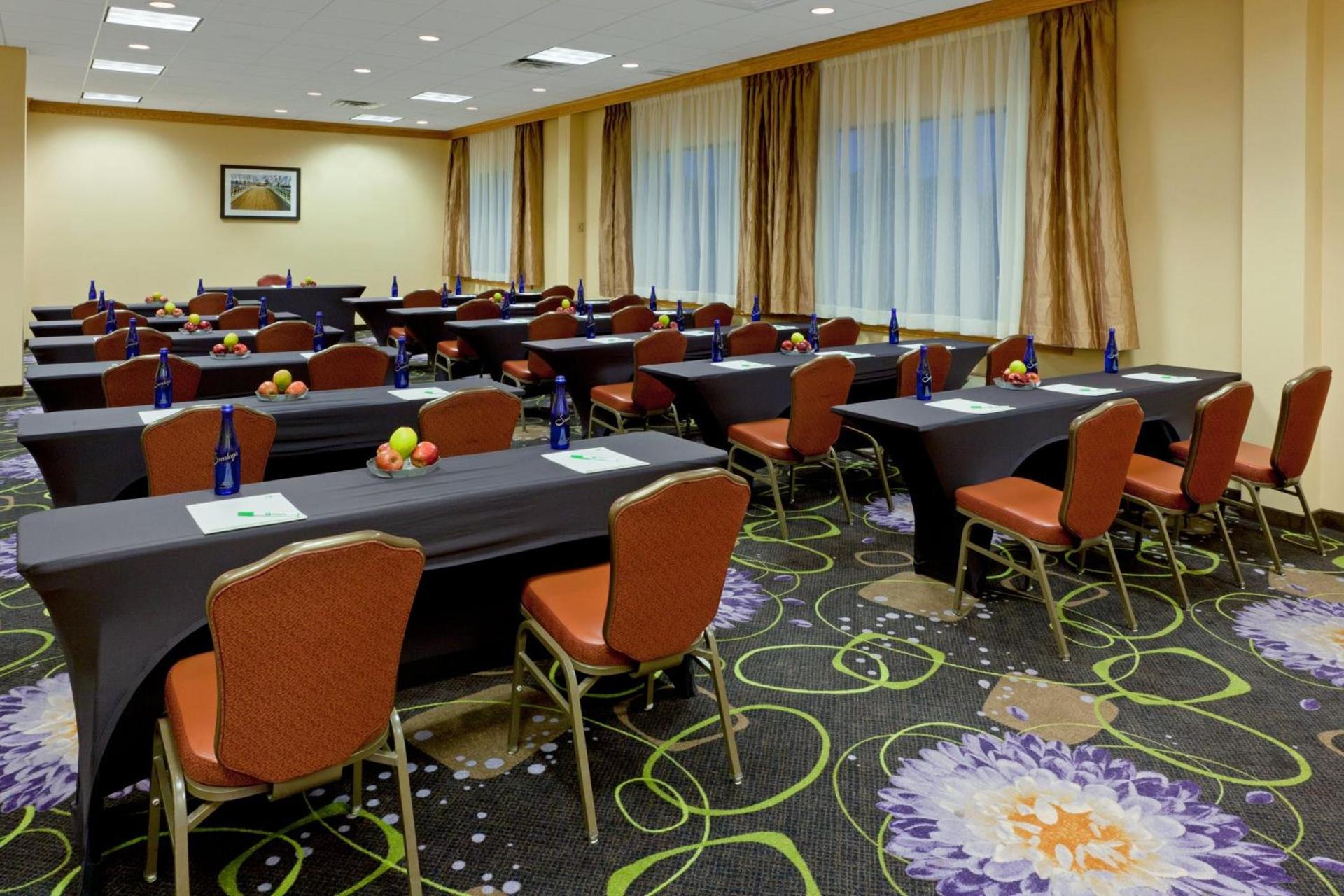 Holiday Inn Clark - Newark by IHG photo 18