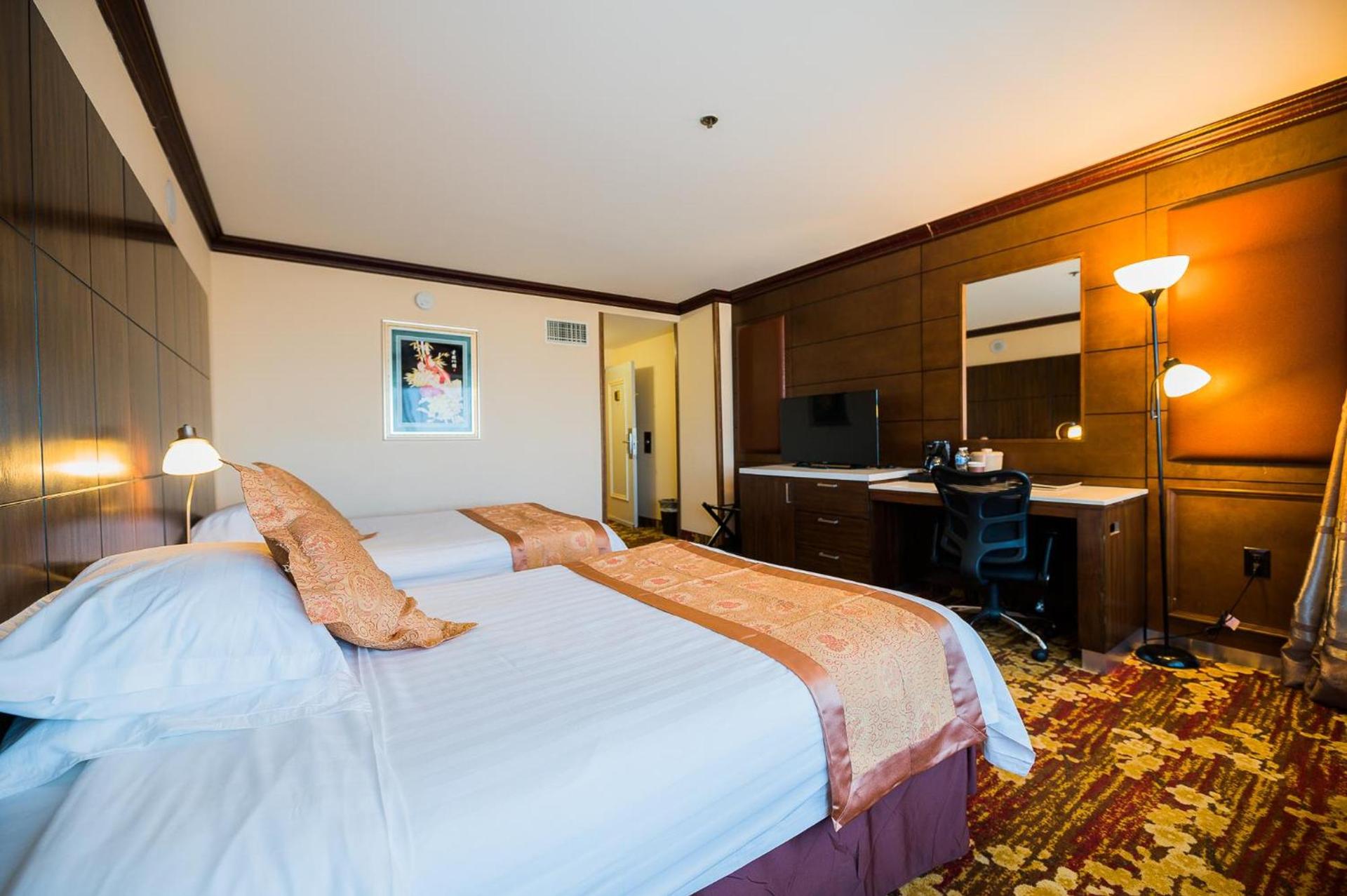 LA Crystal Hotel -Los Angeles-Long Beach Area photo 13
