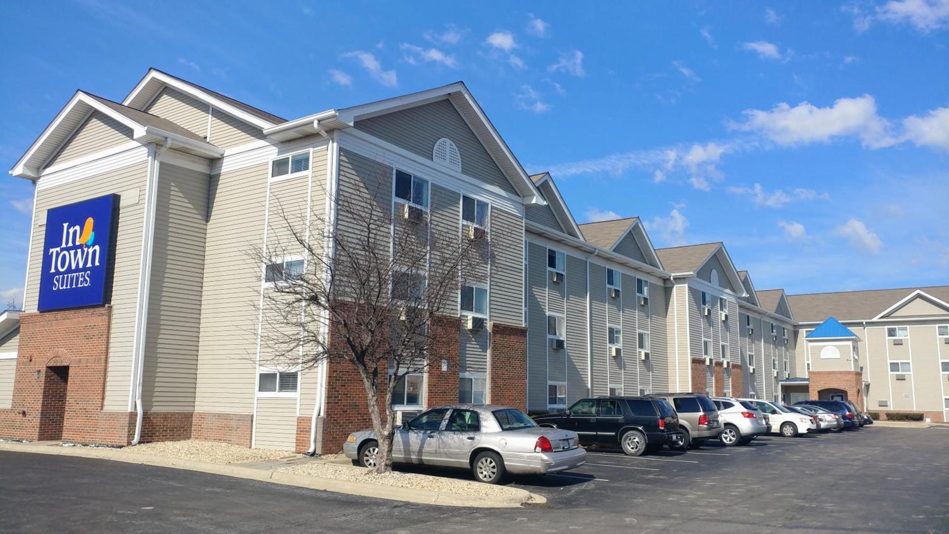 InTown Suites Extended Stay Chicago IL - Downers Grove — hotel in Downers Grove