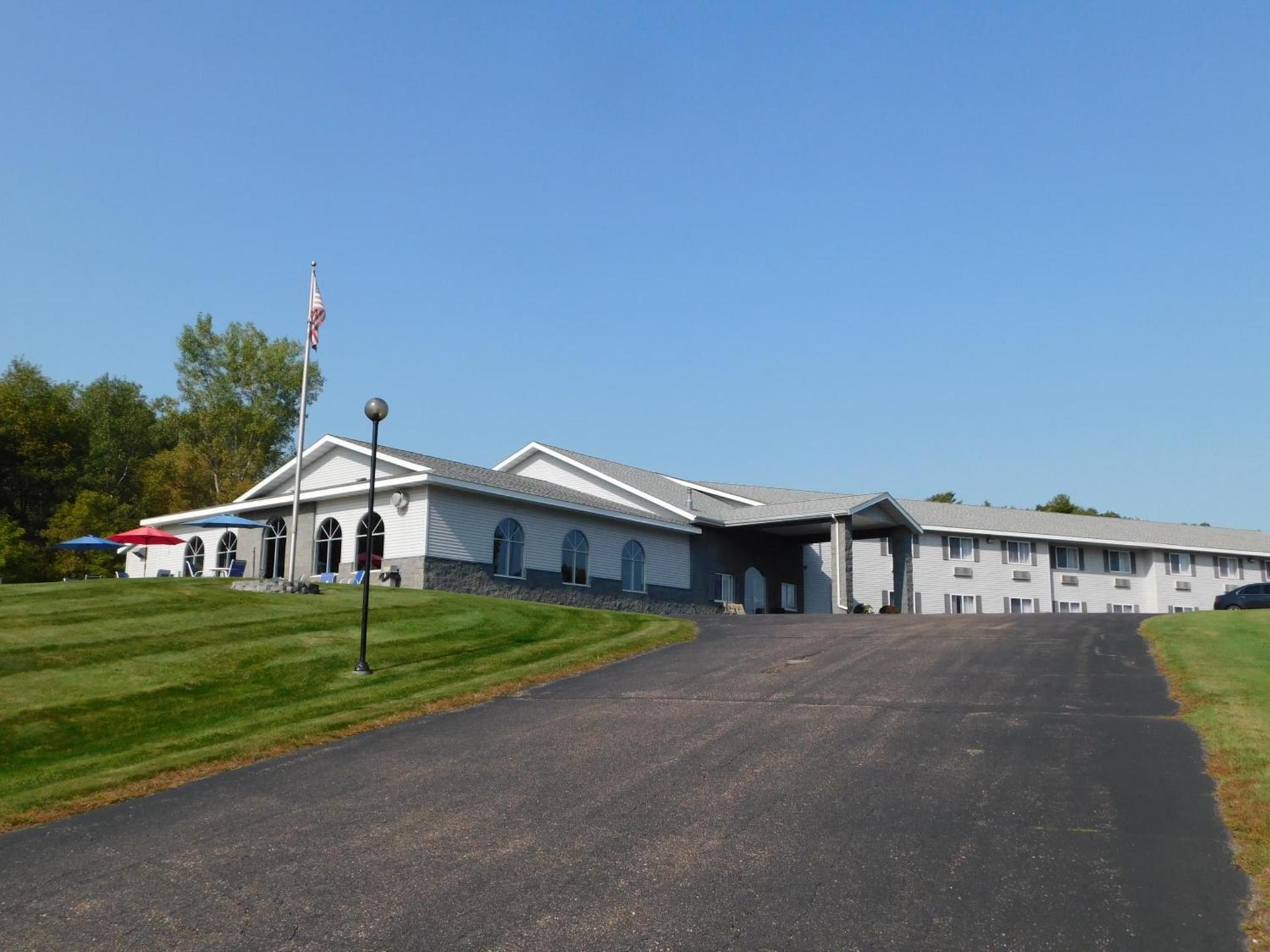Northwoods Best Inn - Chetek photo 1